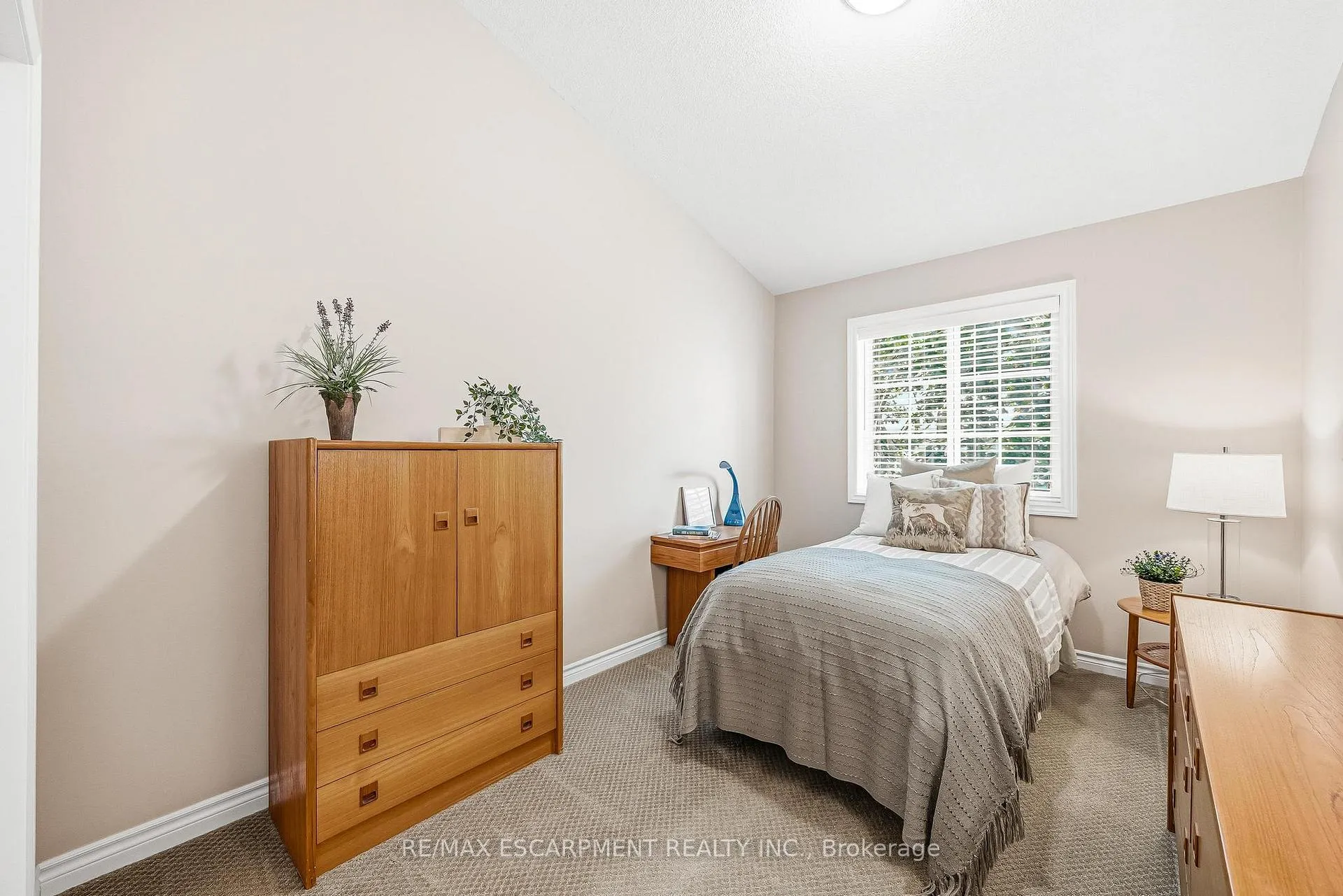 Photo 32 of Unit 43, 1375 Stephenson Drive, Burlington, Brant — HOMEH
