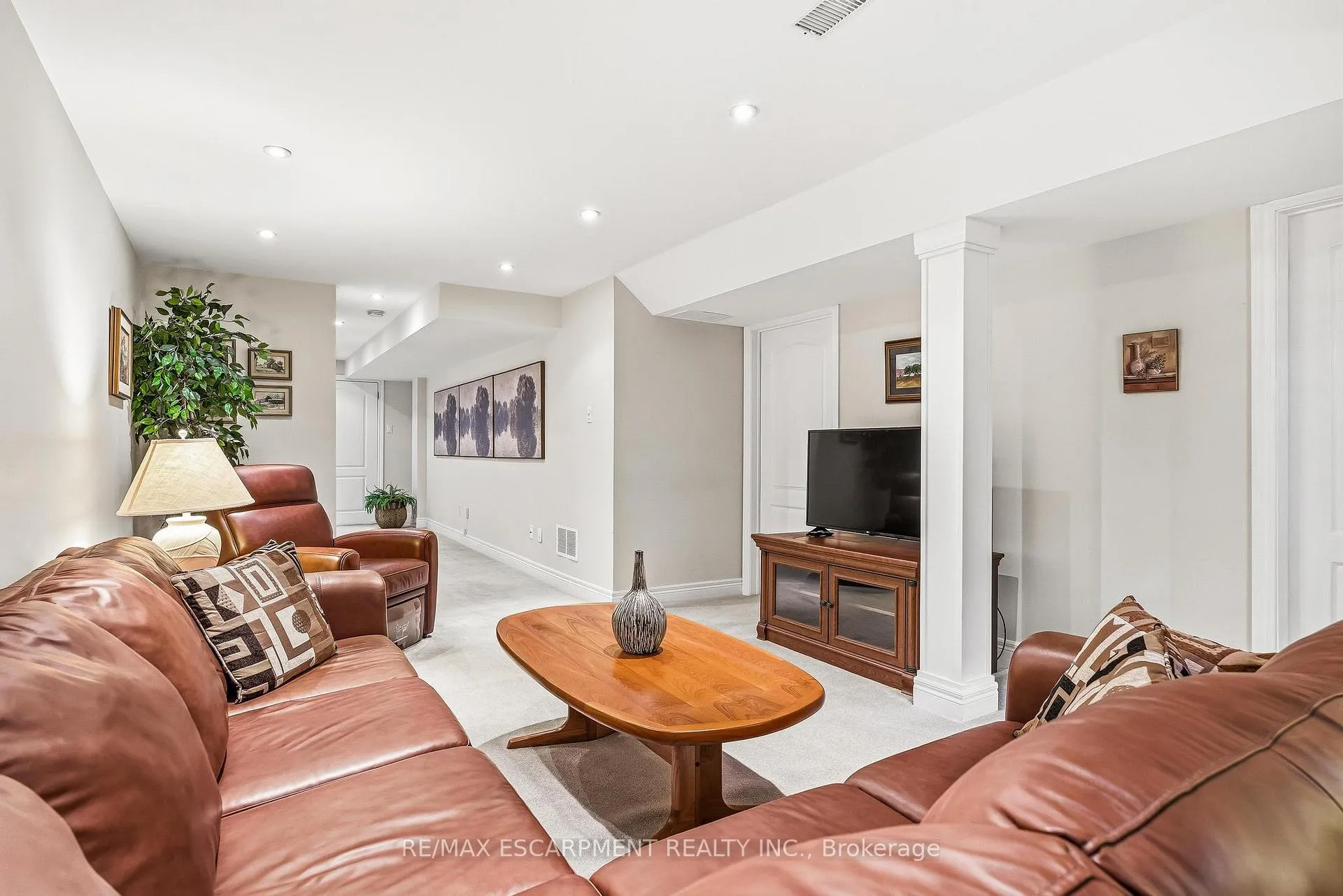 Photo 37 of Unit 43, 1375 Stephenson Drive, Burlington, Brant — HOMEH