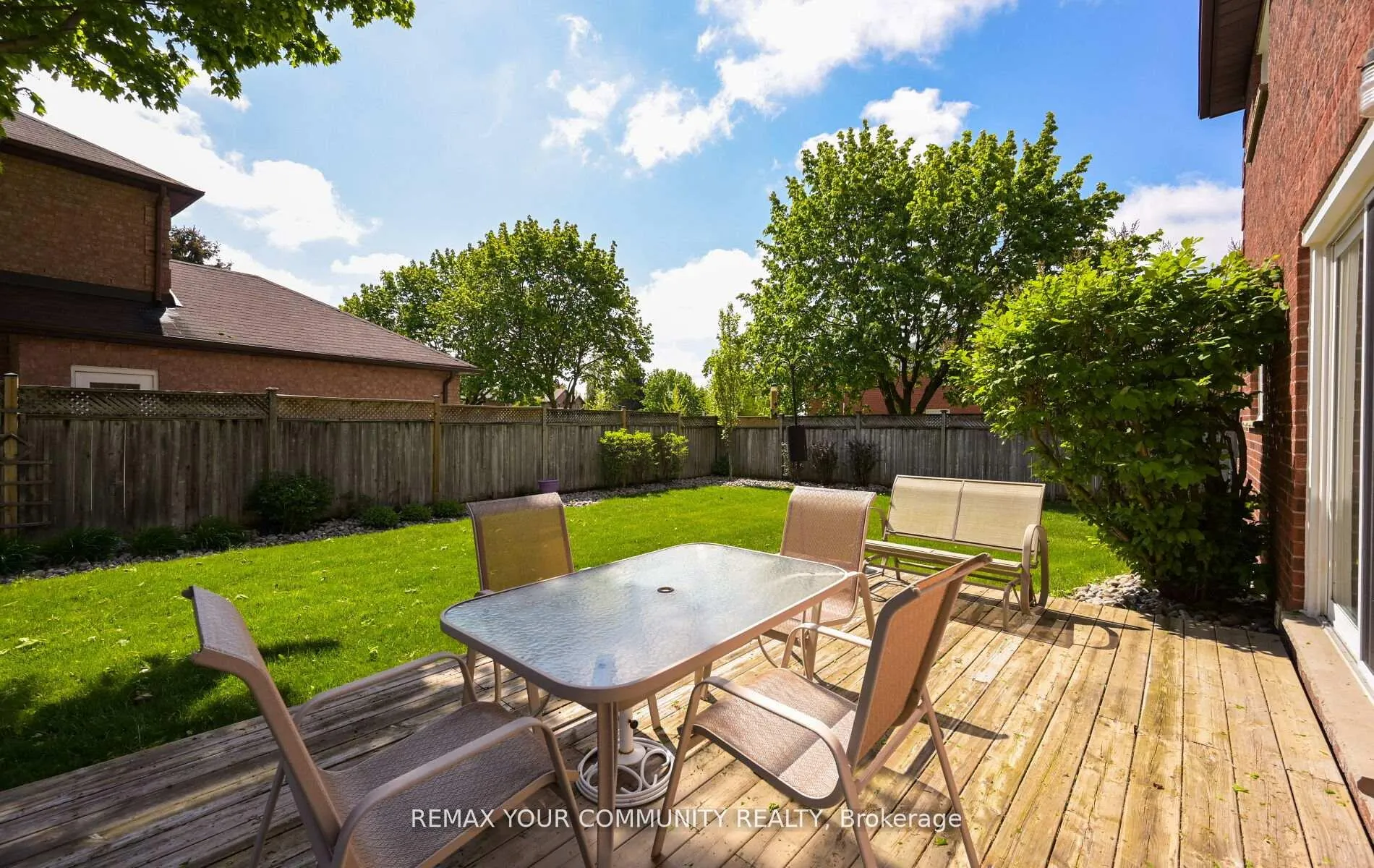 Photo 21 of 2 Ballard Crescent, Newmarket, Armitage — HOMEH