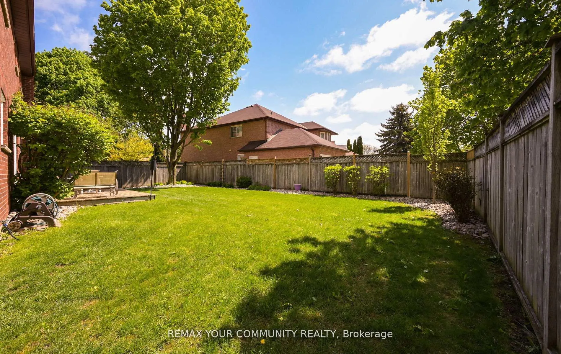 Photo 25 of 2 Ballard Crescent, Newmarket, Armitage — HOMEH