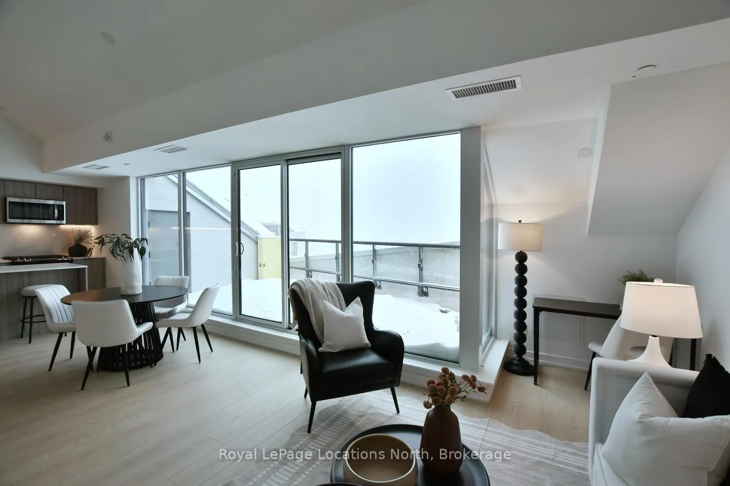 Photo 23 of Unit 603, 31 Huron Street, Collingwood — HOMEH