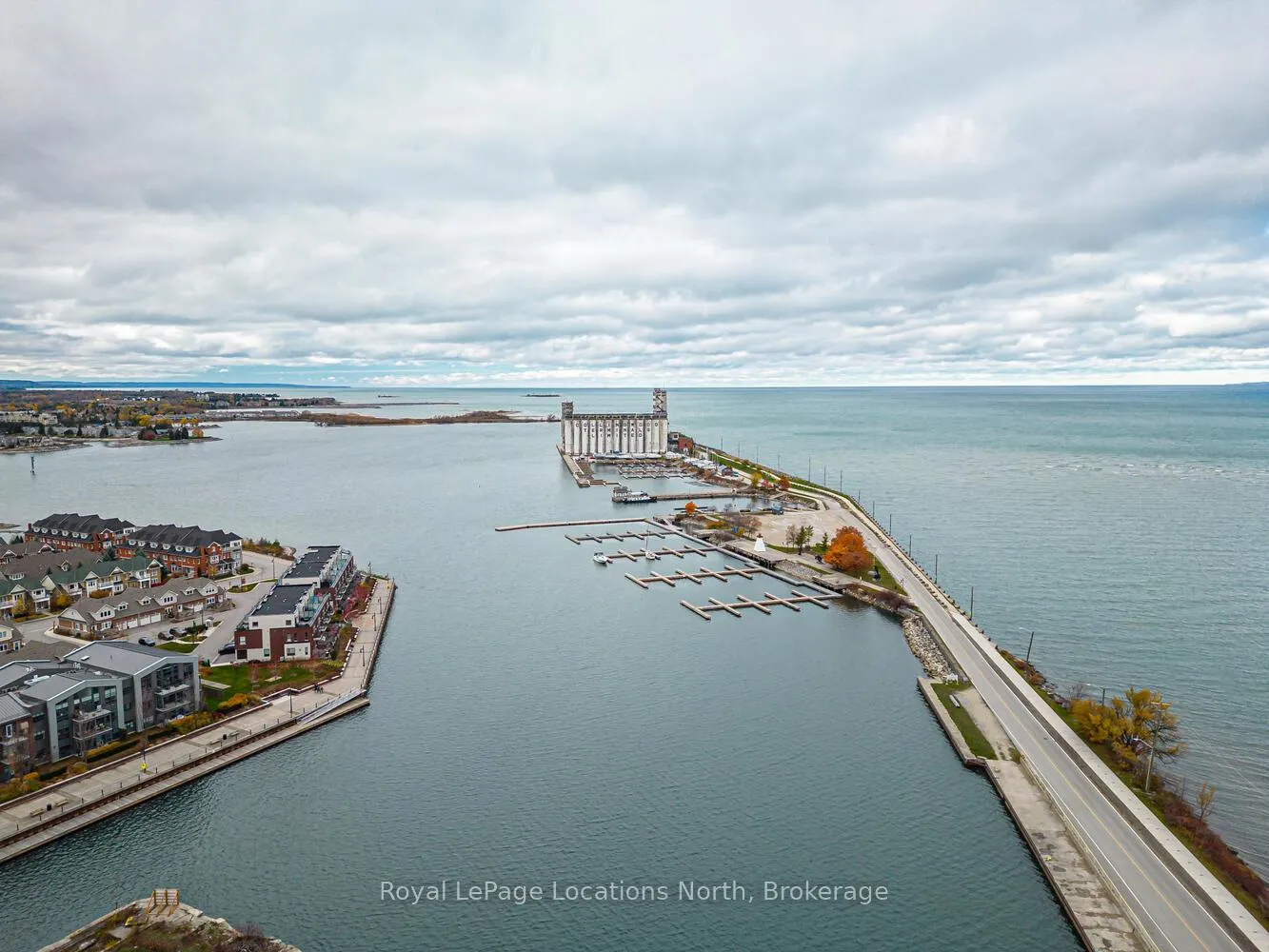 Photo 50 of Unit 603, 31 Huron Street, Collingwood — HOMEH