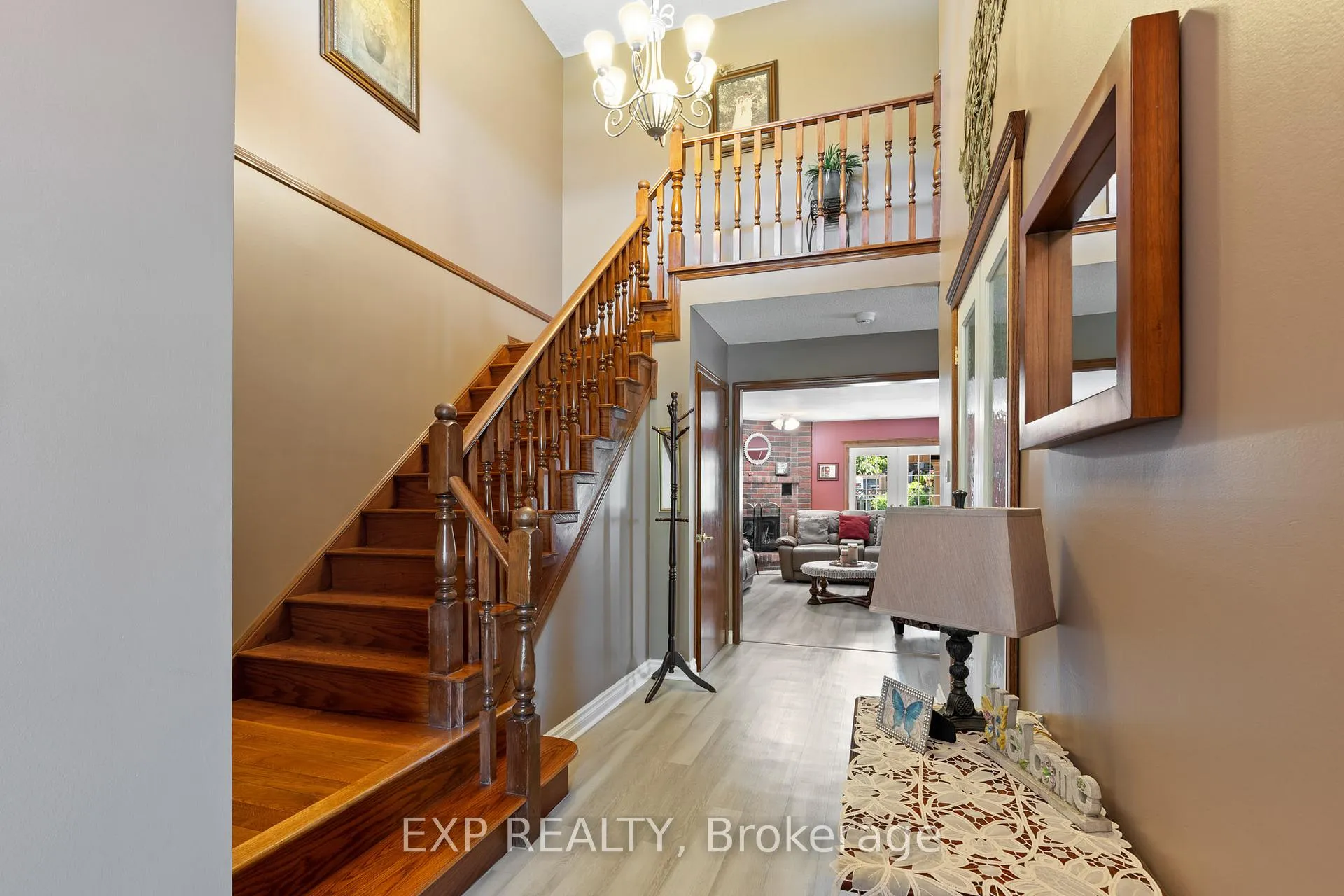 Photo 3 of 38 Capri Street, Thorold, Confederation Heights — HOMEH