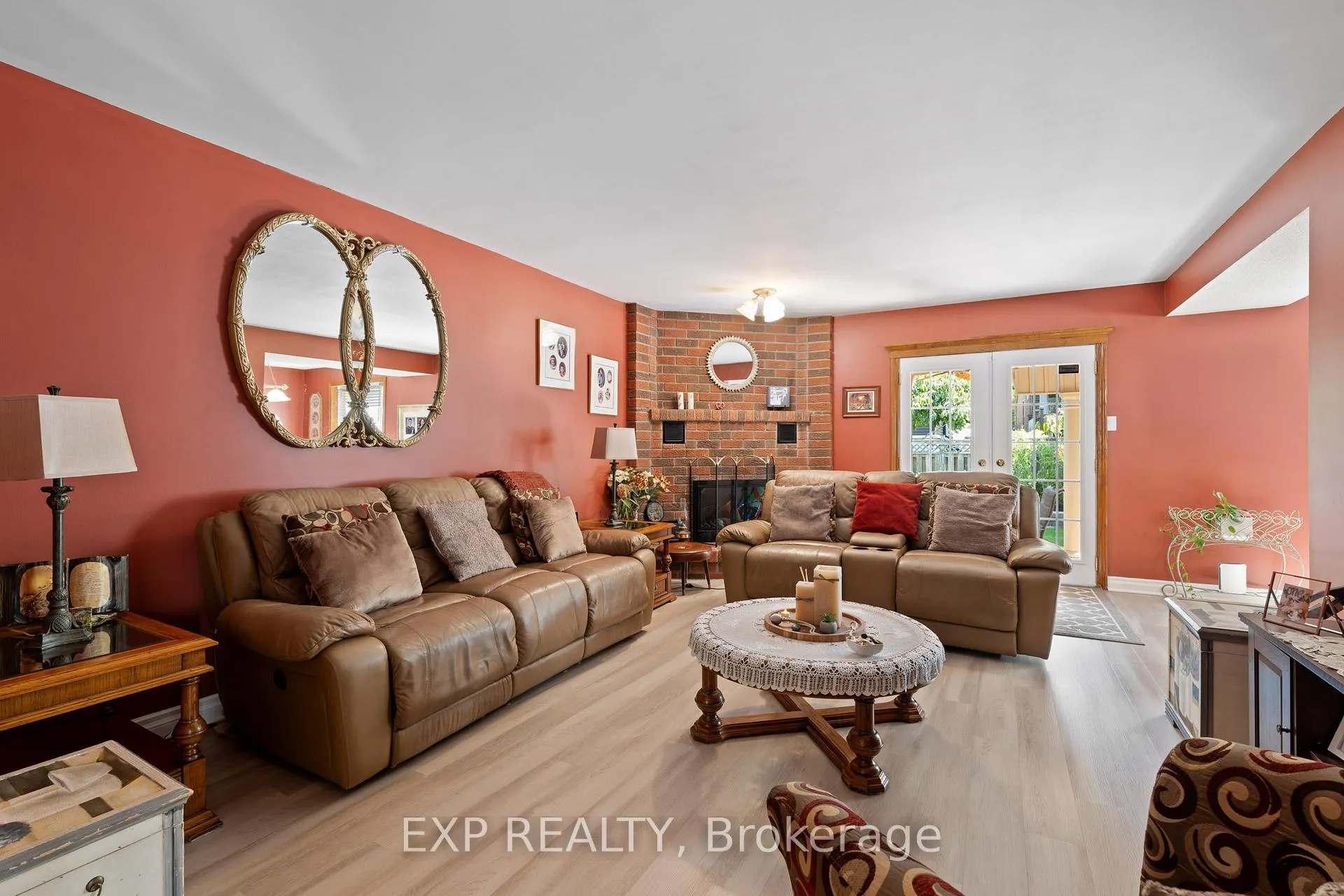 Photo 6 of 38 Capri Street, Thorold, Confederation Heights — HOMEH
