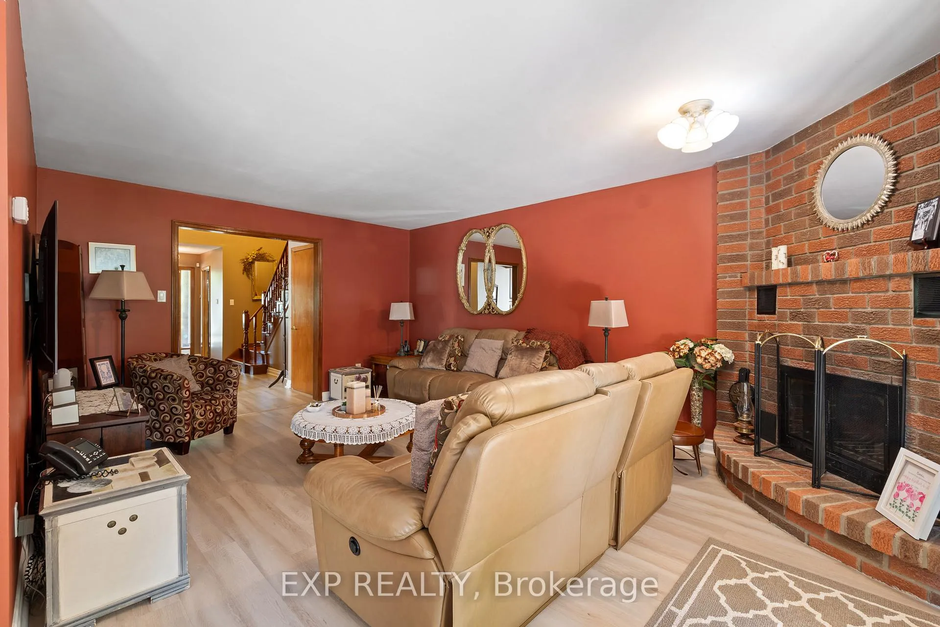 Photo 8 of 38 Capri Street, Thorold, Confederation Heights — HOMEH