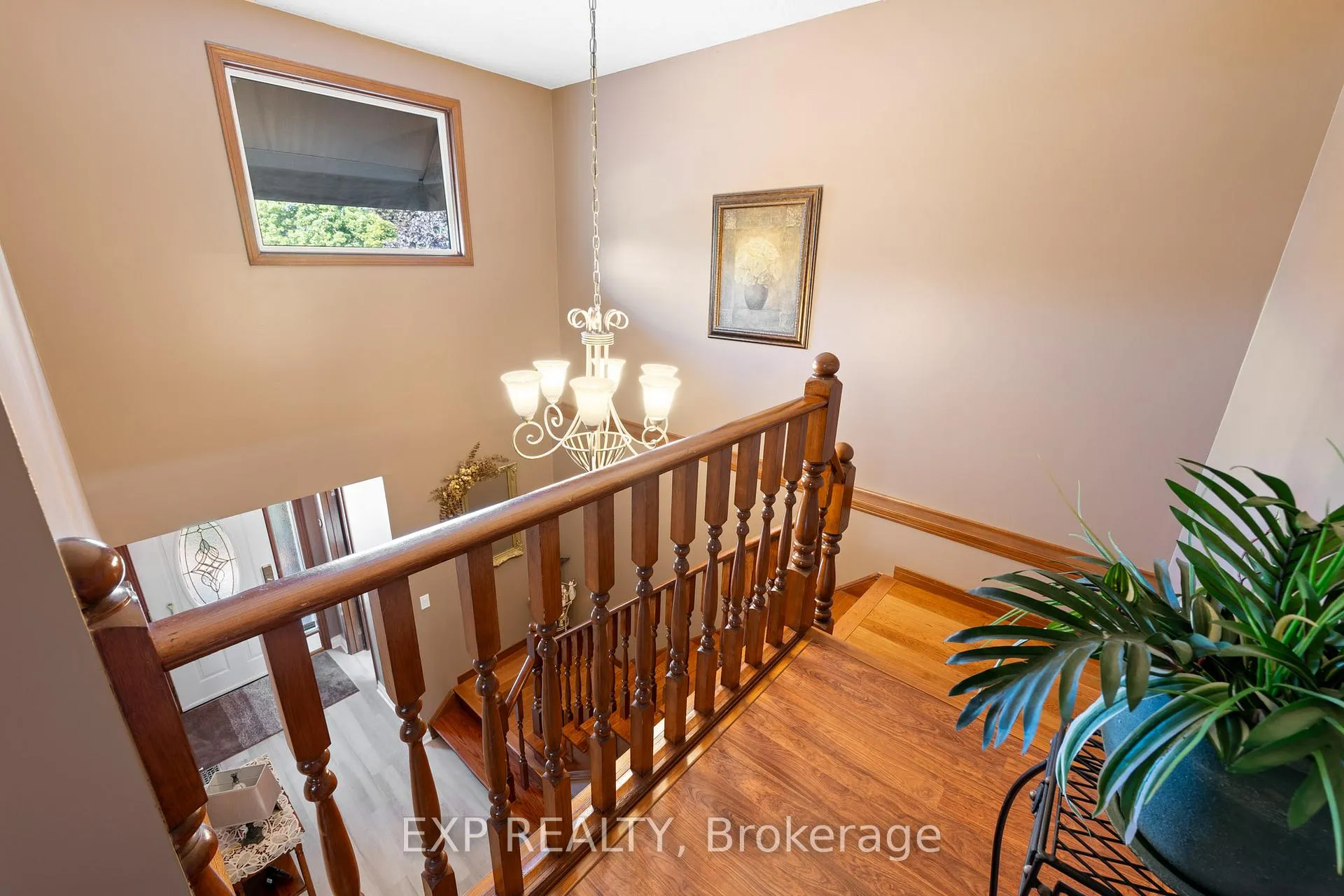 Photo 16 of 38 Capri Street, Thorold, Confederation Heights — HOMEH