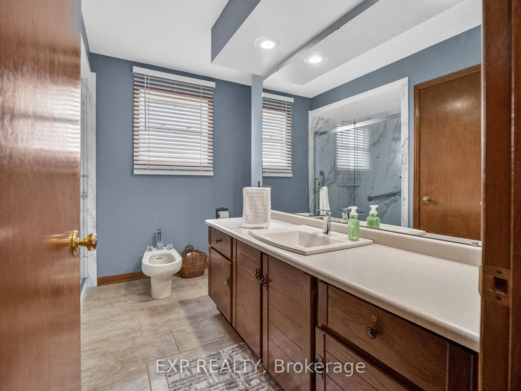 Photo 19 of 38 Capri Street, Thorold, Confederation Heights — HOMEH