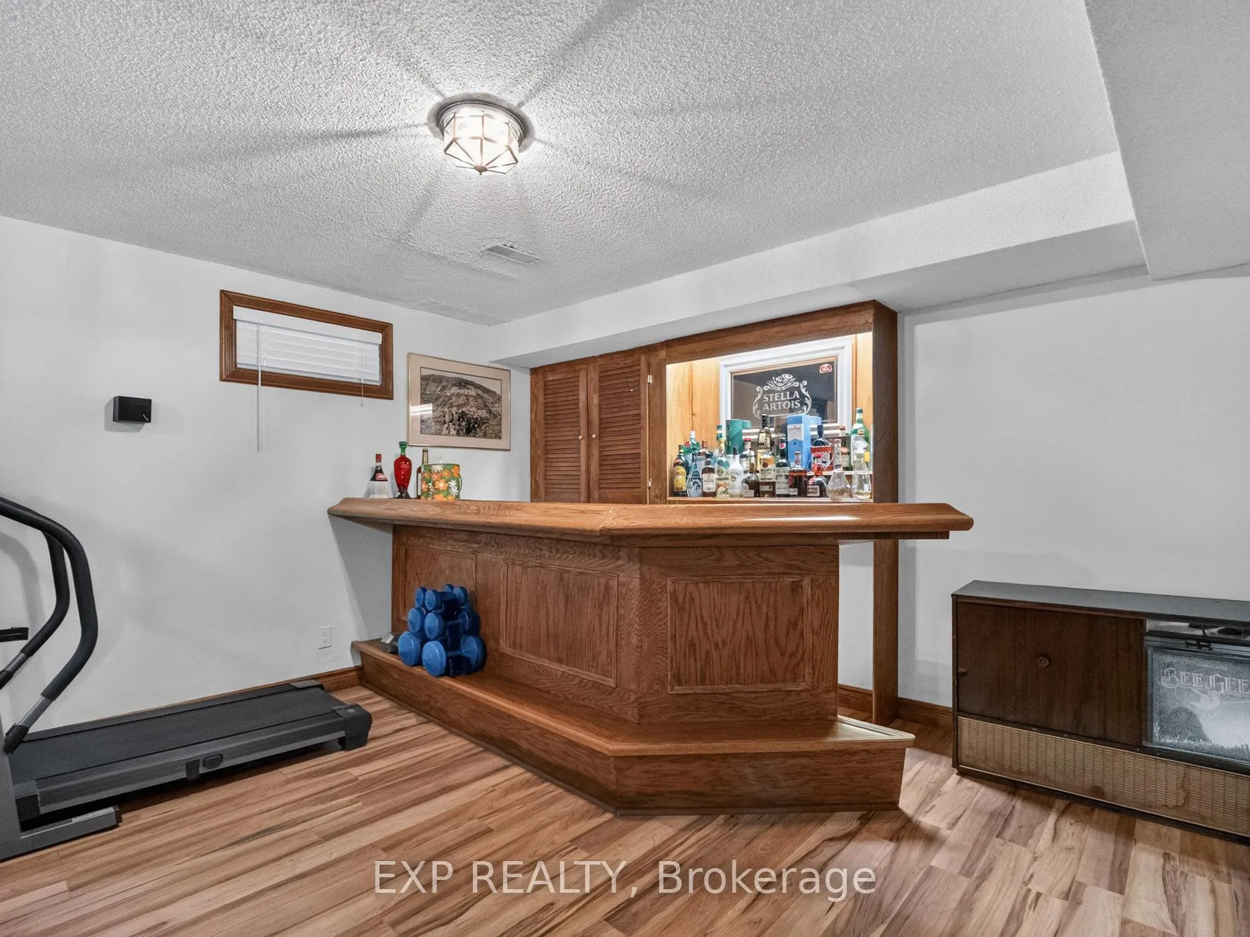 Photo 25 of 38 Capri Street, Thorold, Confederation Heights — HOMEH