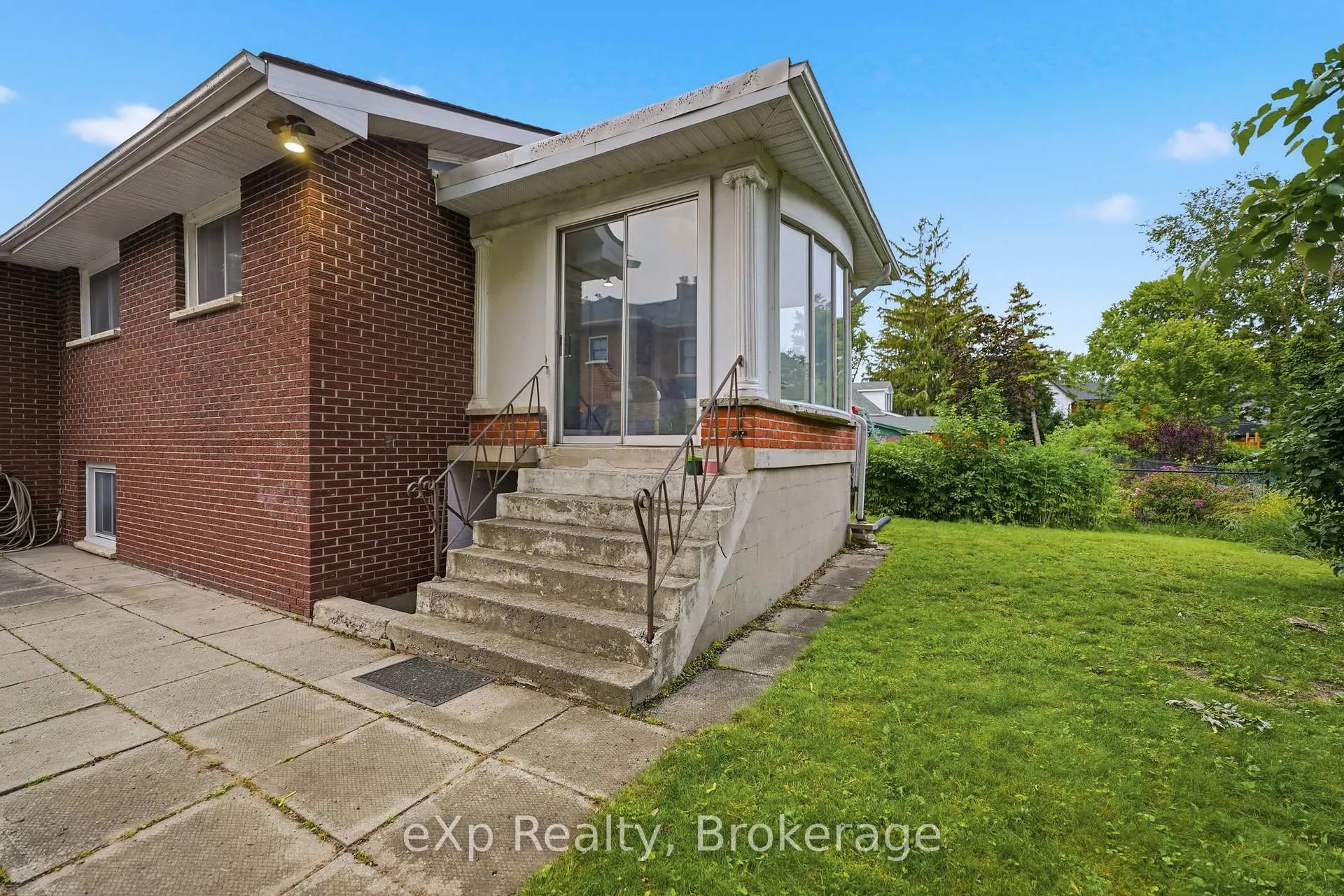 Photo 33 of 145 Queen Street, Belleville, Belleville Ward — HOMEH