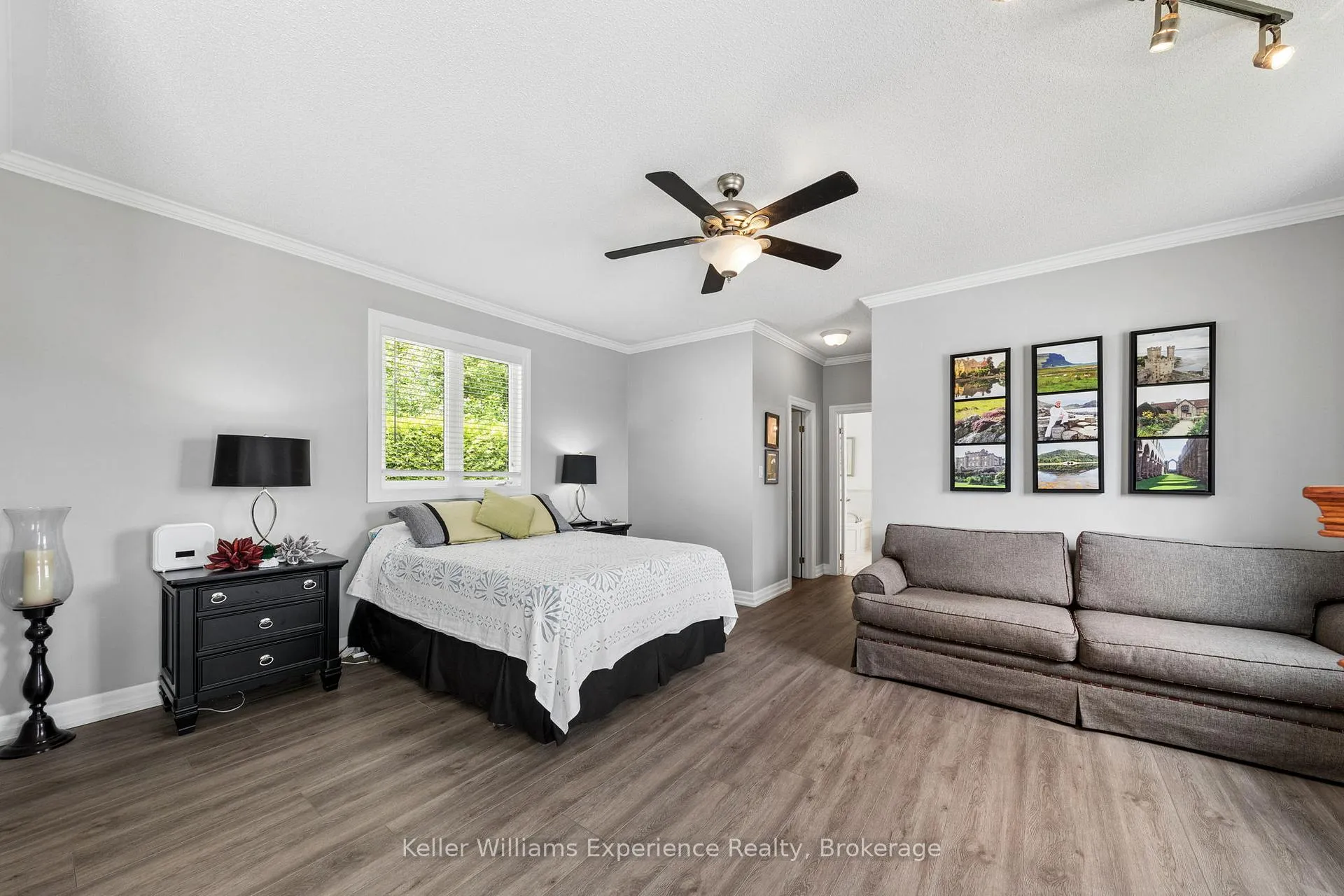 Photo 7 of 378 Aberdeen Boulevard, Midland — HOMEH