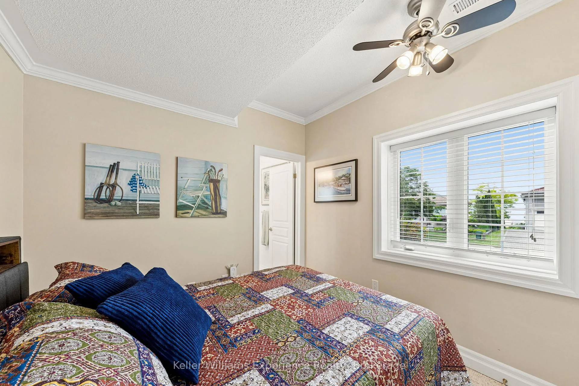 Photo 13 of 378 Aberdeen Boulevard, Midland — HOMEH