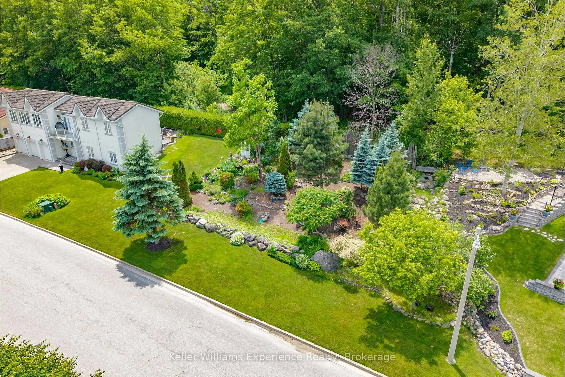 Photo 20 of 378 Aberdeen Boulevard, Midland — HOMEH