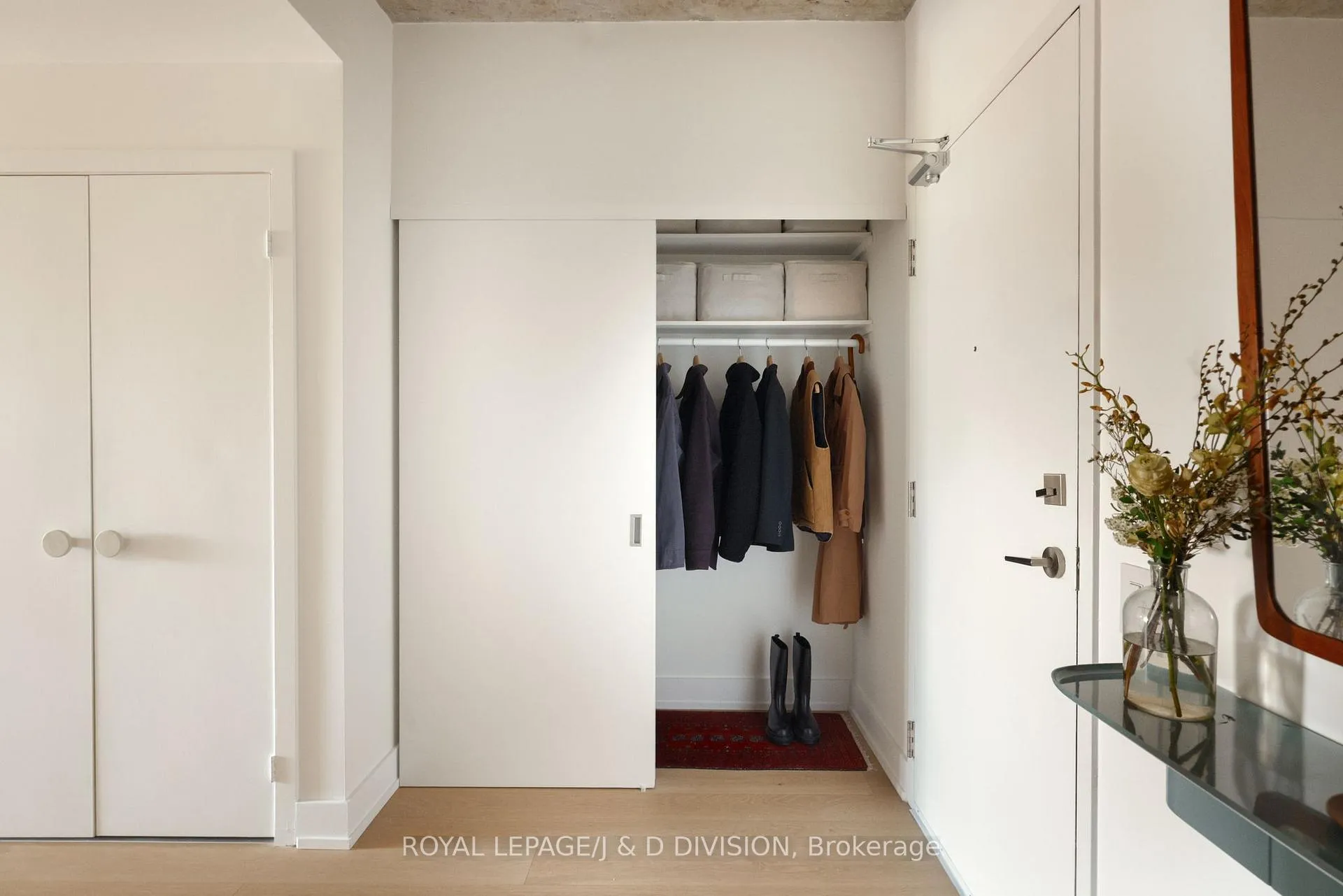 Photo 3 of Unit 405, 1239 Dundas Street W, Toronto, Trinity-Bellwoods — HOMEH
