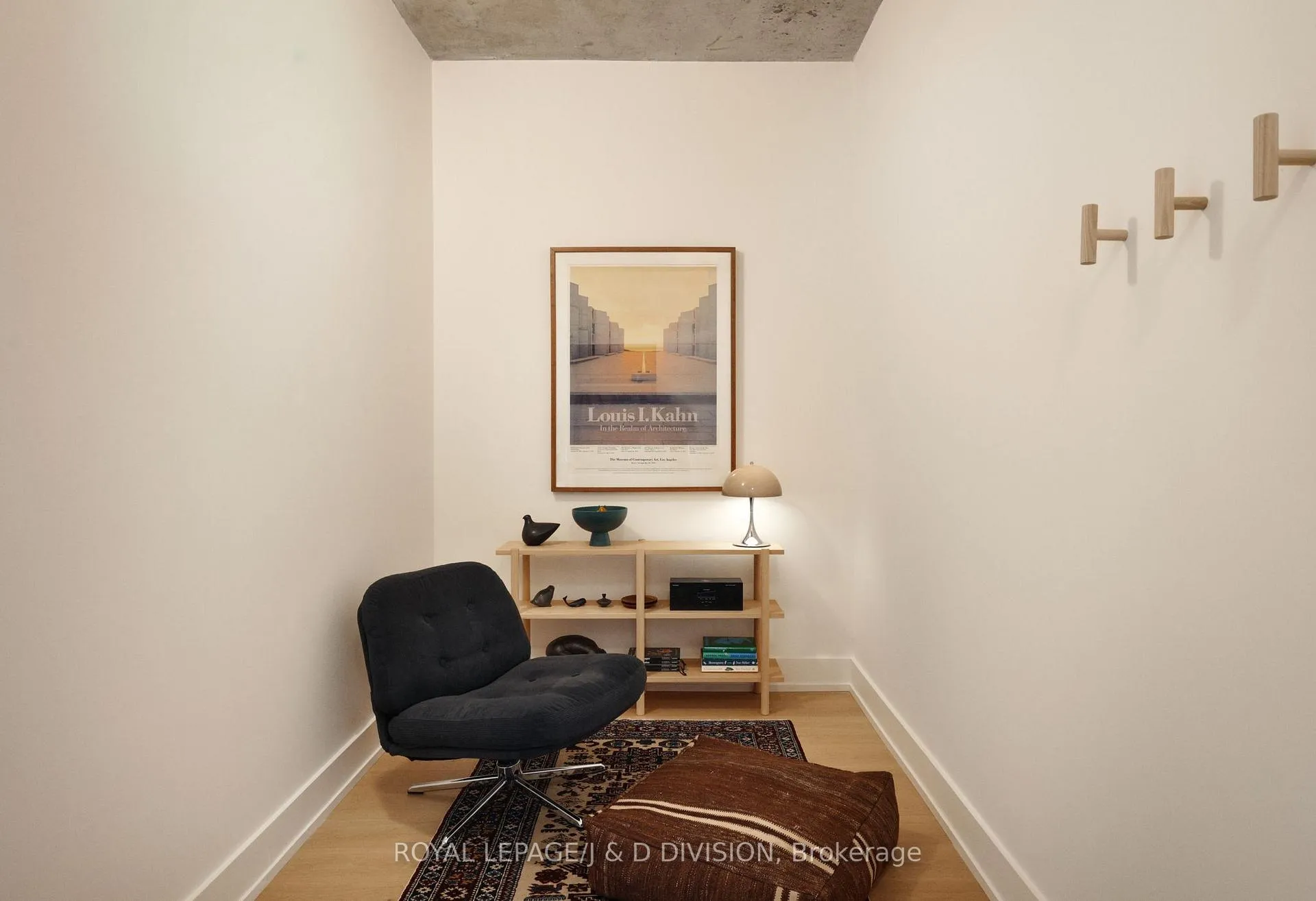 Photo 4 of Unit 405, 1239 Dundas Street W, Toronto, Trinity-Bellwoods — HOMEH
