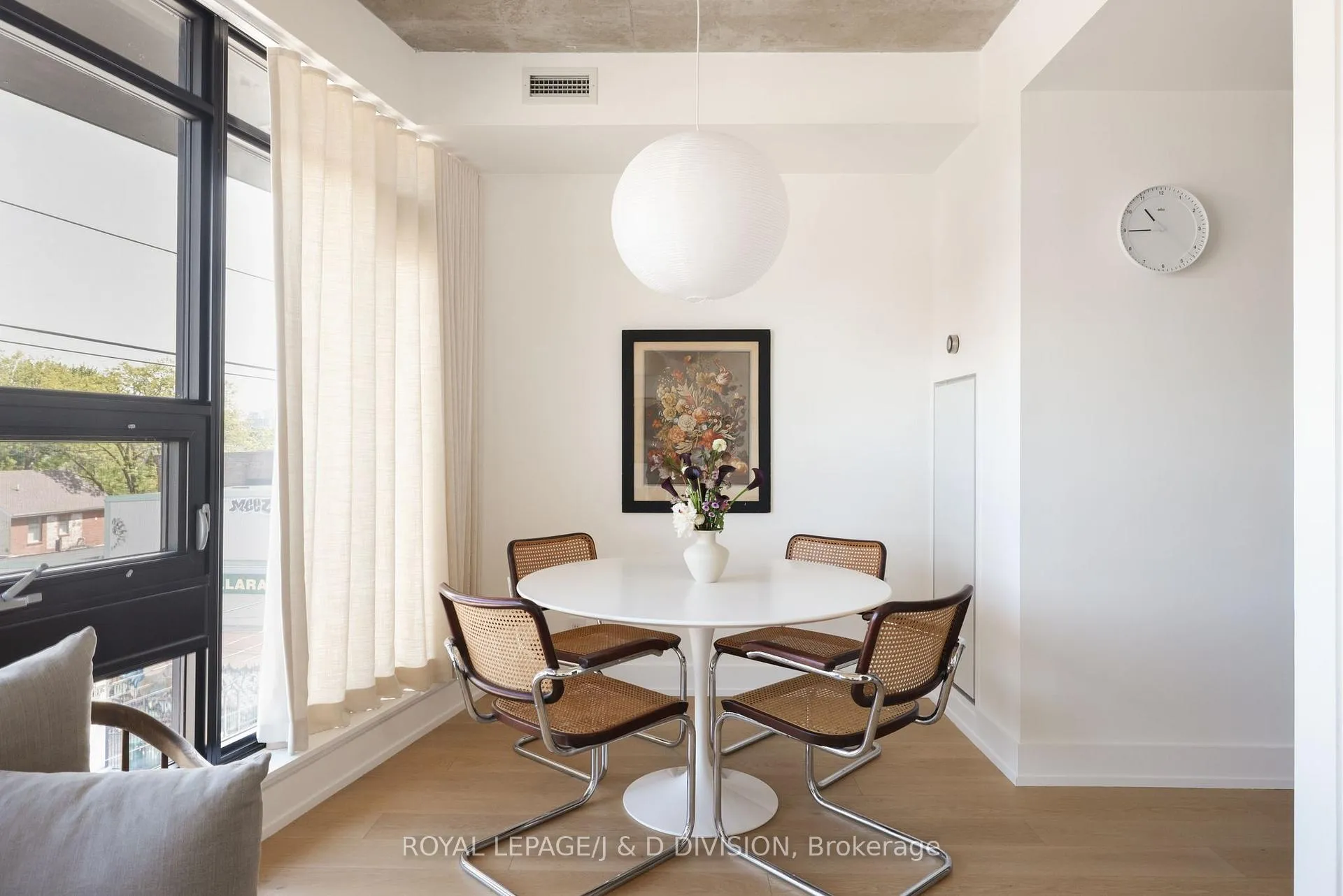 Photo 7 of Unit 405, 1239 Dundas Street W, Toronto, Trinity-Bellwoods — HOMEH