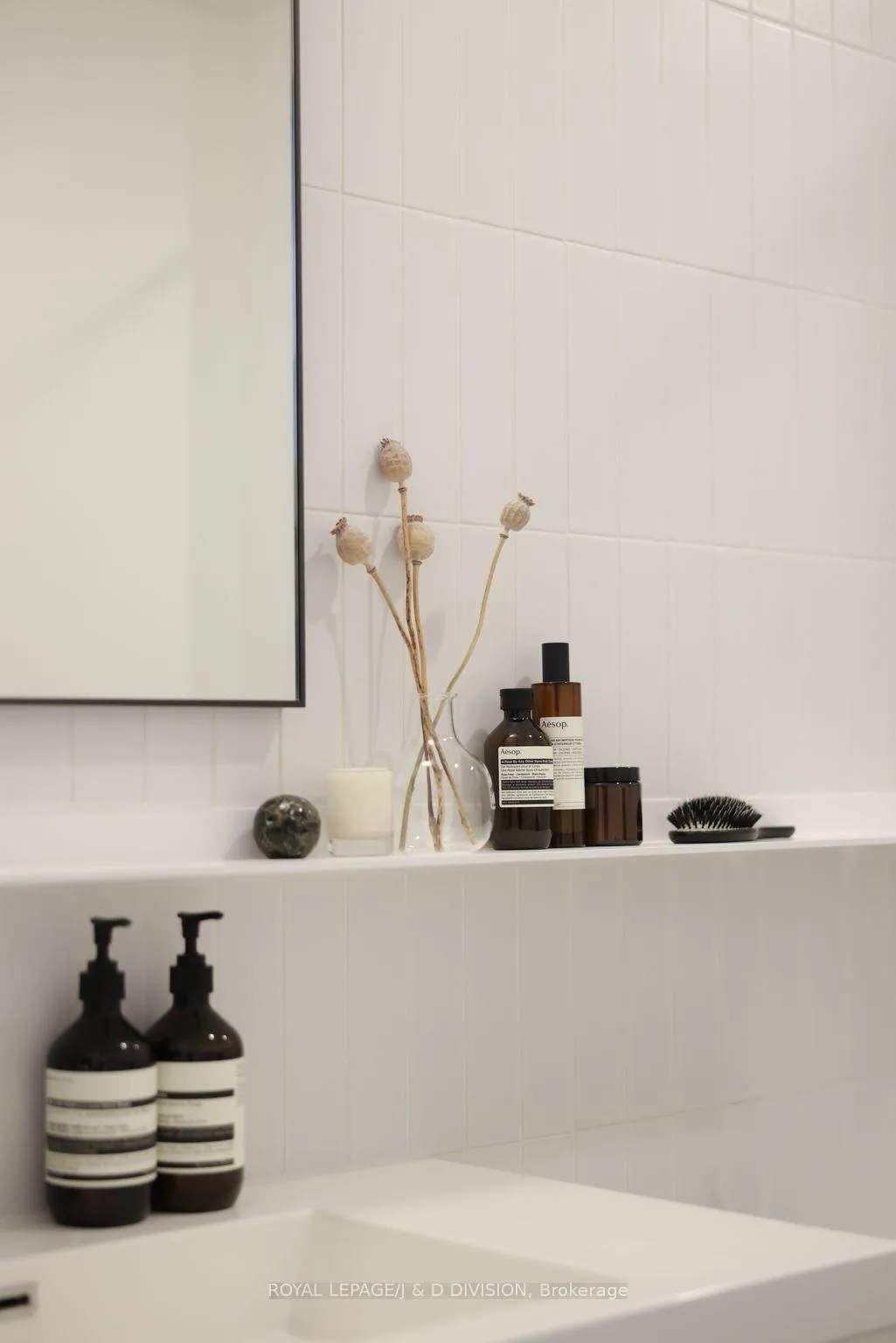 Photo 15 of Unit 405, 1239 Dundas Street W, Toronto, Trinity-Bellwoods — HOMEH