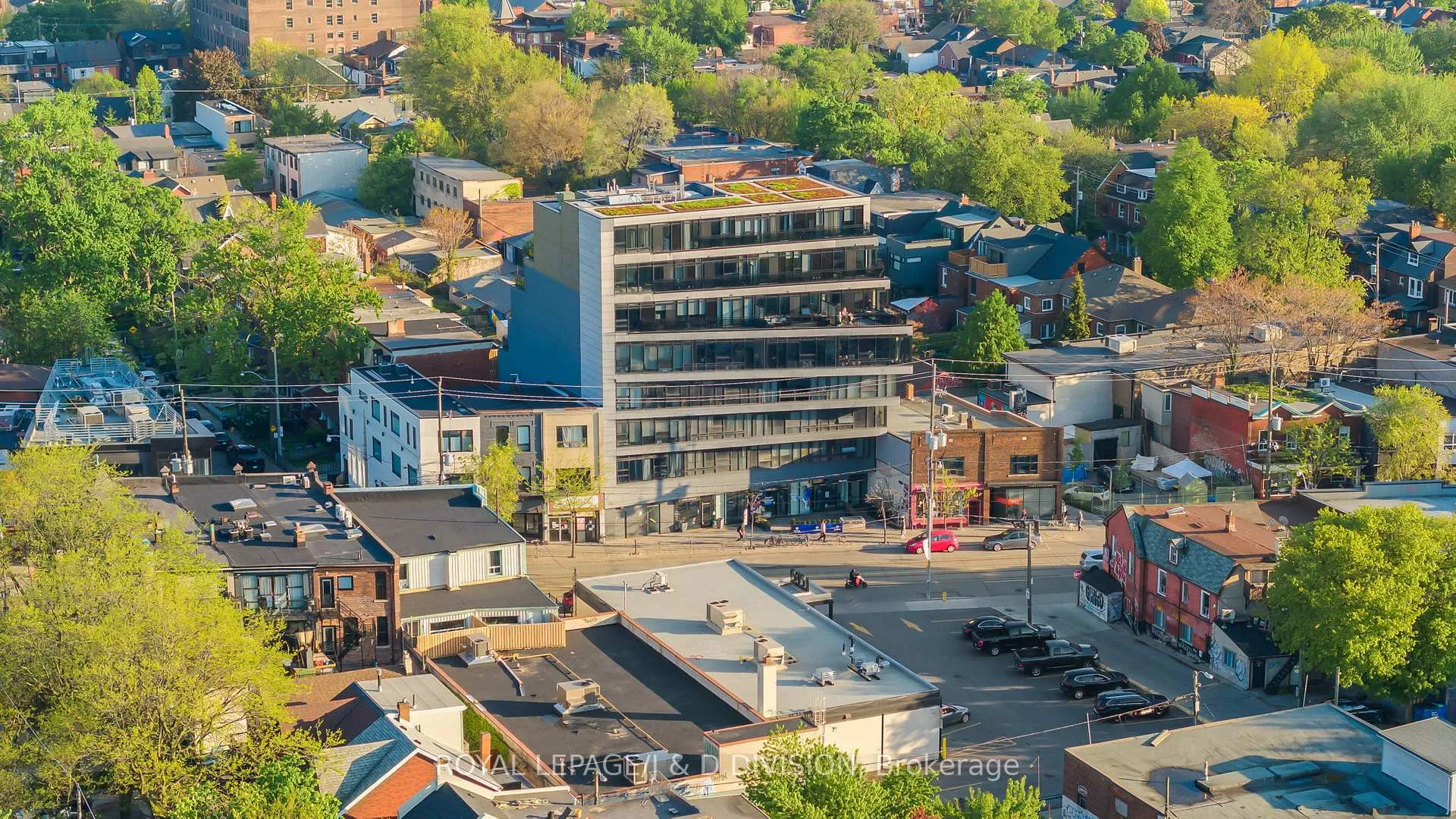 Photo 18 of Unit 405, 1239 Dundas Street W, Toronto, Trinity-Bellwoods — HOMEH