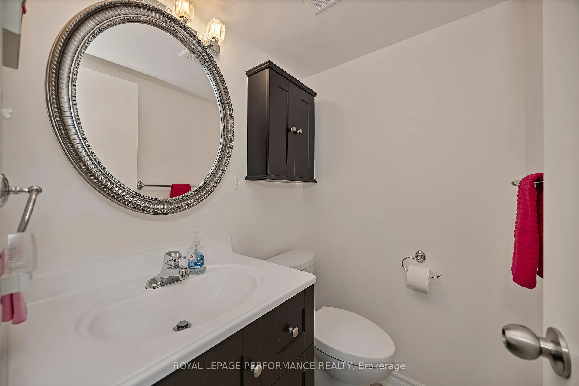 Photo 22 of Unit 303, 555 Brittany Drive, Ottawa, Viscount Alexander Park — HOMEH