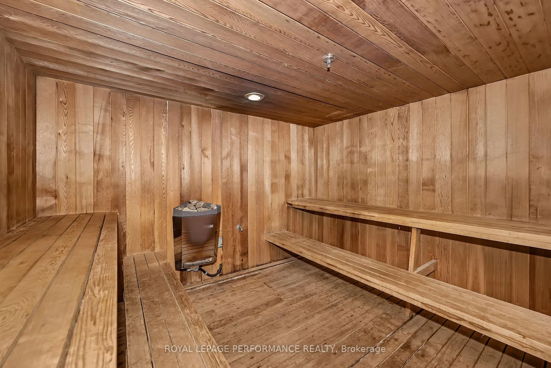 Photo 29 of Unit 303, 555 Brittany Drive, Ottawa, Viscount Alexander Park — HOMEH