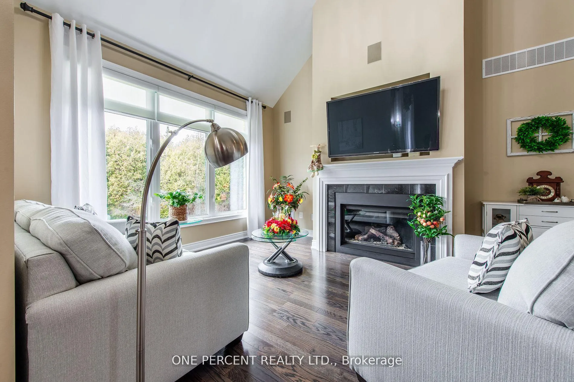 Photo 5 of Unit 105, 200 Kingfisher Drive, Mono, Rural Mono — HOMEH