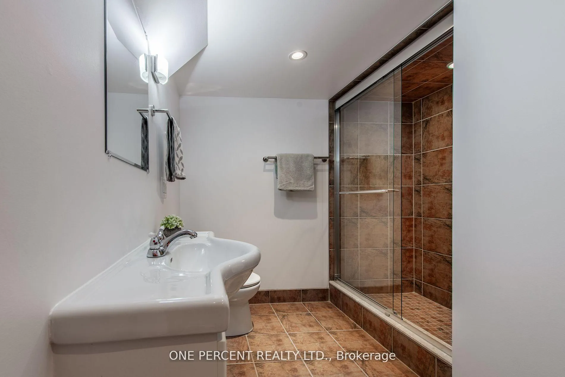 Photo 28 of Unit 105, 200 Kingfisher Drive, Mono, Rural Mono — HOMEH