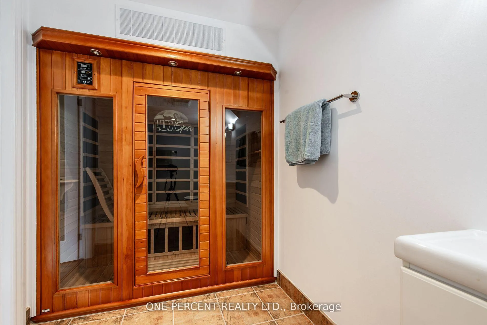 Photo 29 of Unit 105, 200 Kingfisher Drive, Mono, Rural Mono — HOMEH