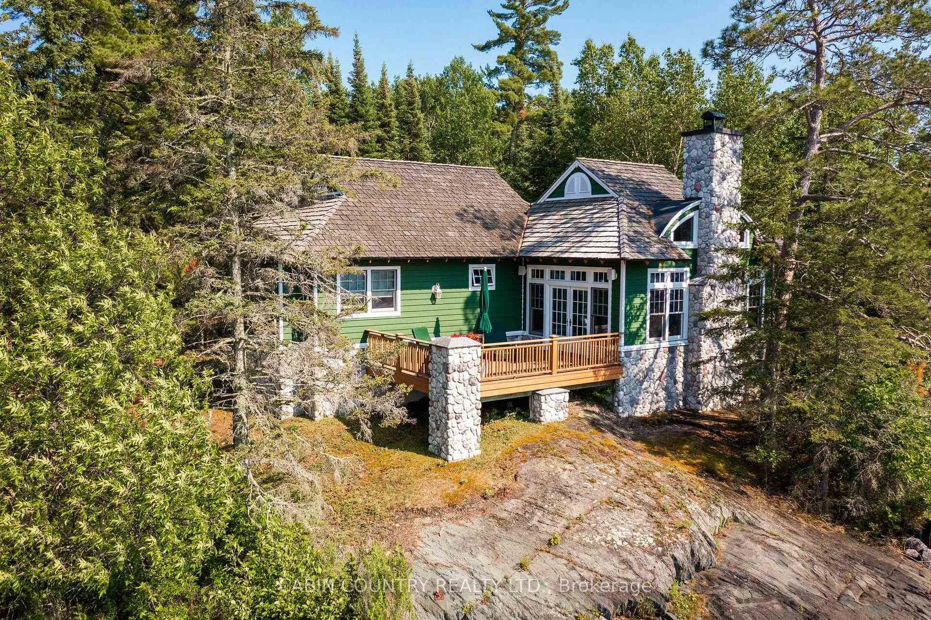 Photo 9 of 295P Rogers Island, Kenora Remote Area, Lake of the Woods North — HOMEH
