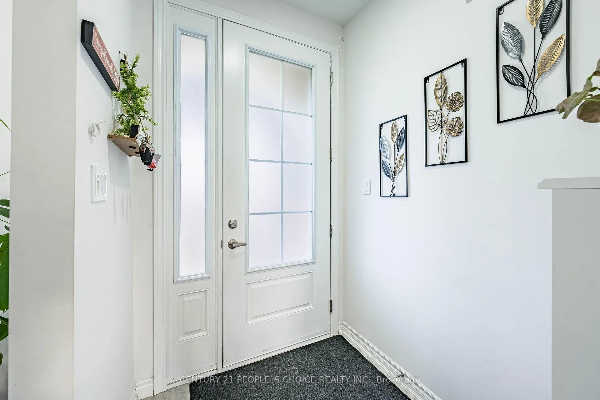 Photo 3 of 257 Duncan Street, Clearview, Stayner — HOMEH