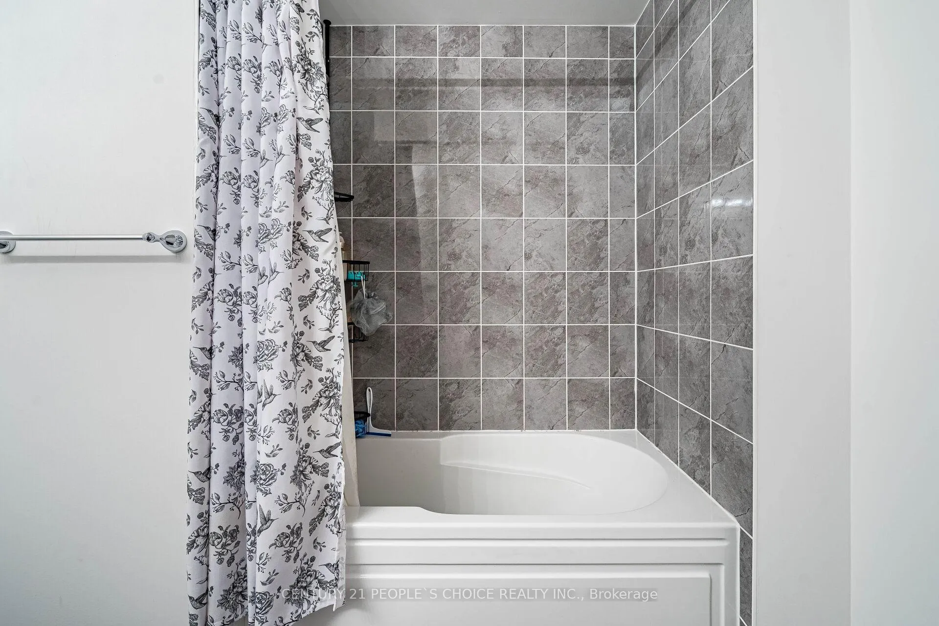 Photo 29 of 257 Duncan Street, Clearview, Stayner — HOMEH