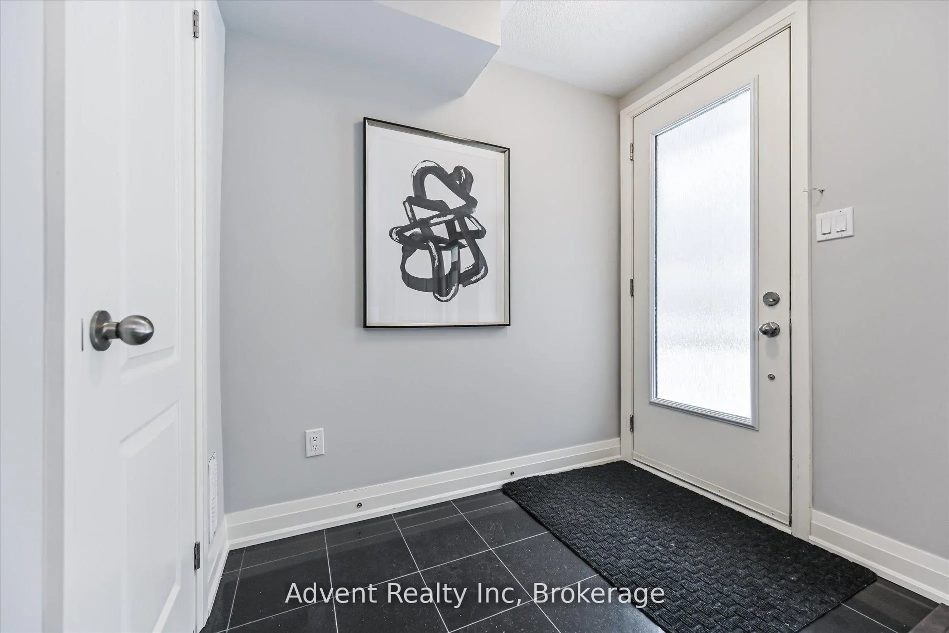 Photo 5 of 3936 Highway 7 E, Markham, Unionville — HOMEH