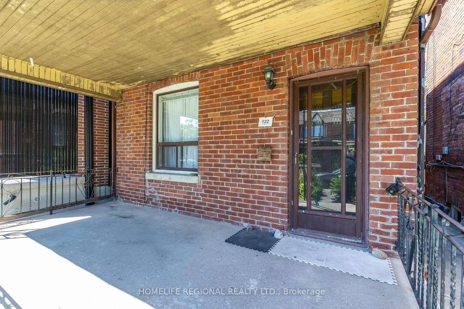 Photo 2 of 122 Emerson Avenue, Toronto, Dovercourt-Wallace Emerson-Junction — HOMEH