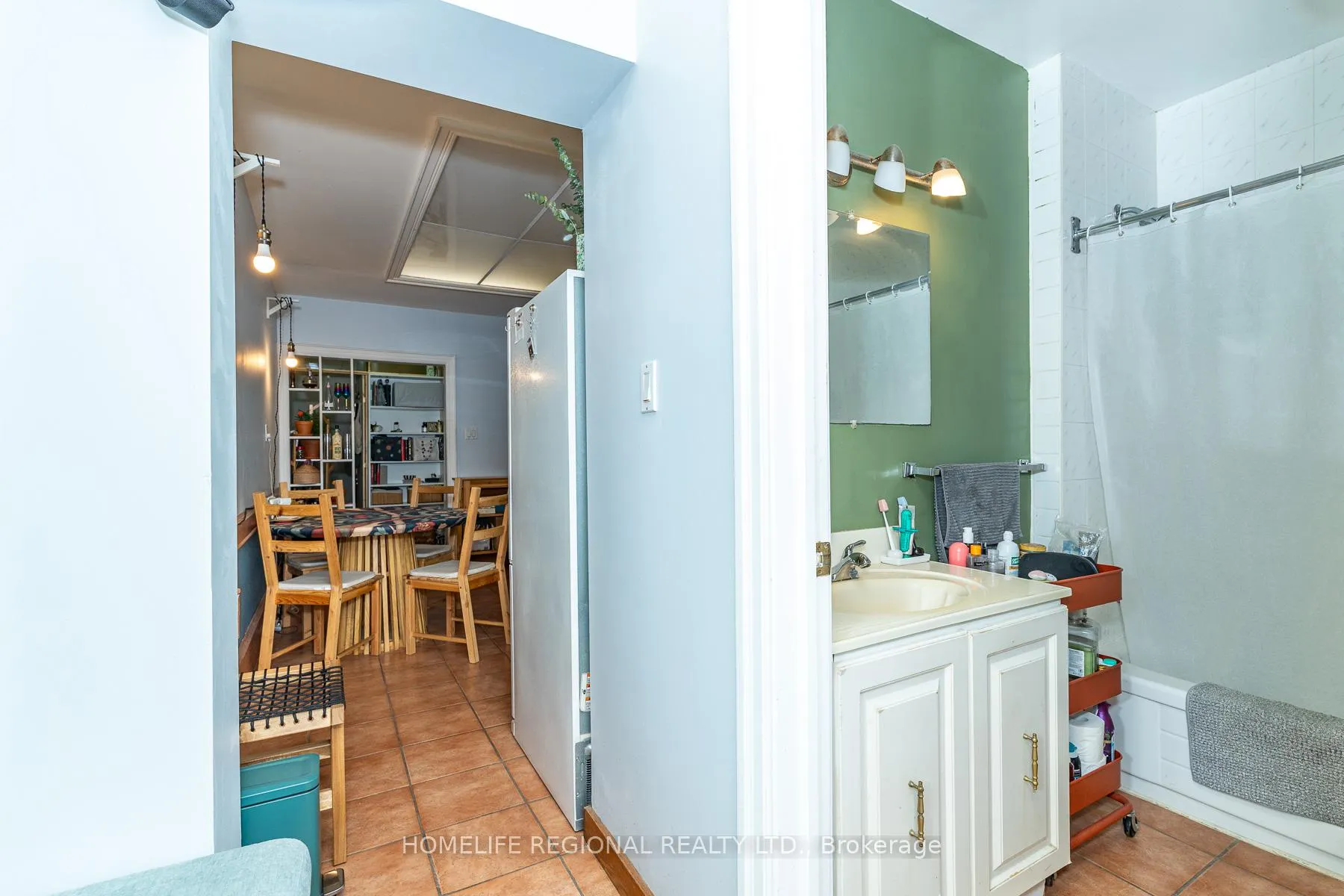 Photo 12 of 122 Emerson Avenue, Toronto, Dovercourt-Wallace Emerson-Junction — HOMEH