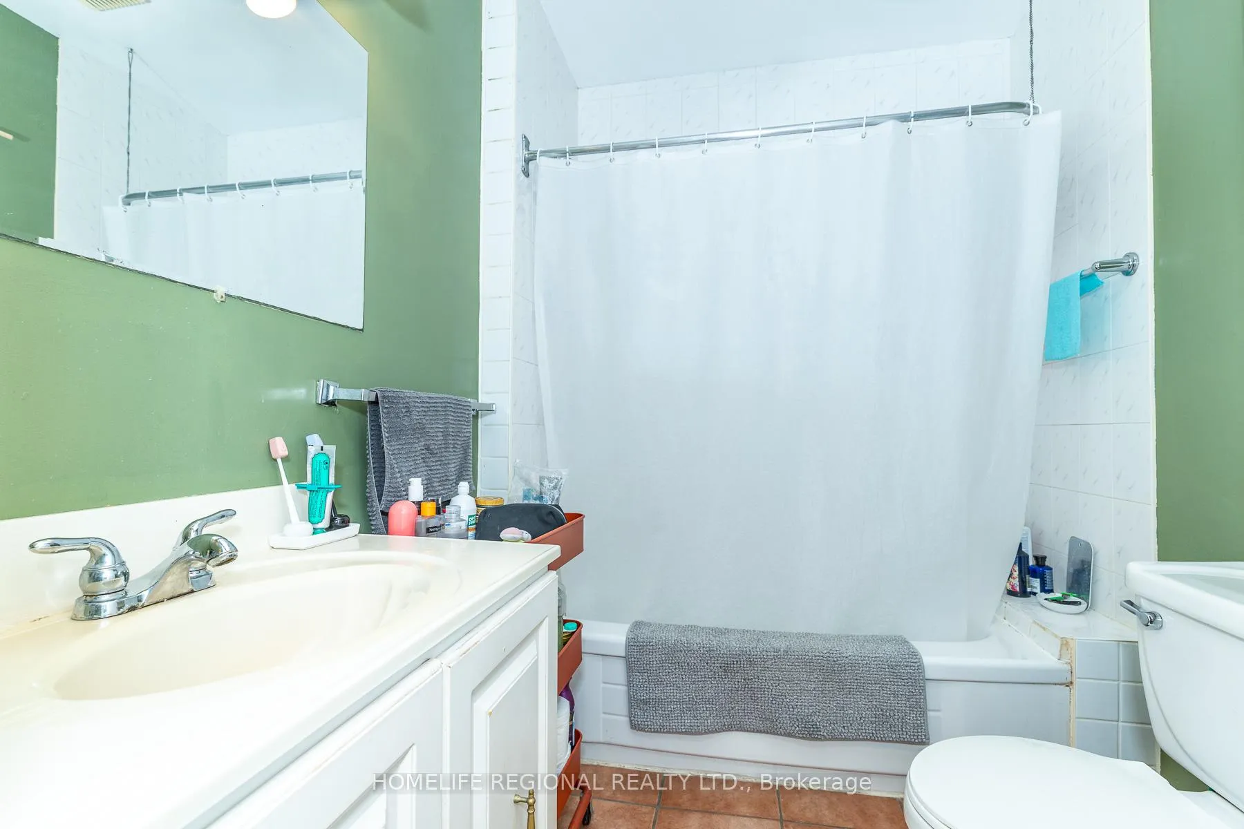 Photo 13 of 122 Emerson Avenue, Toronto, Dovercourt-Wallace Emerson-Junction — HOMEH