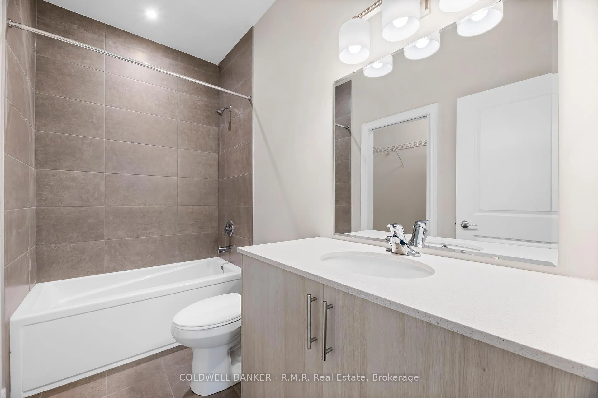 Photo 28 of Unit E, 435 Orchard Avenue, Cobourg — HOMEH
