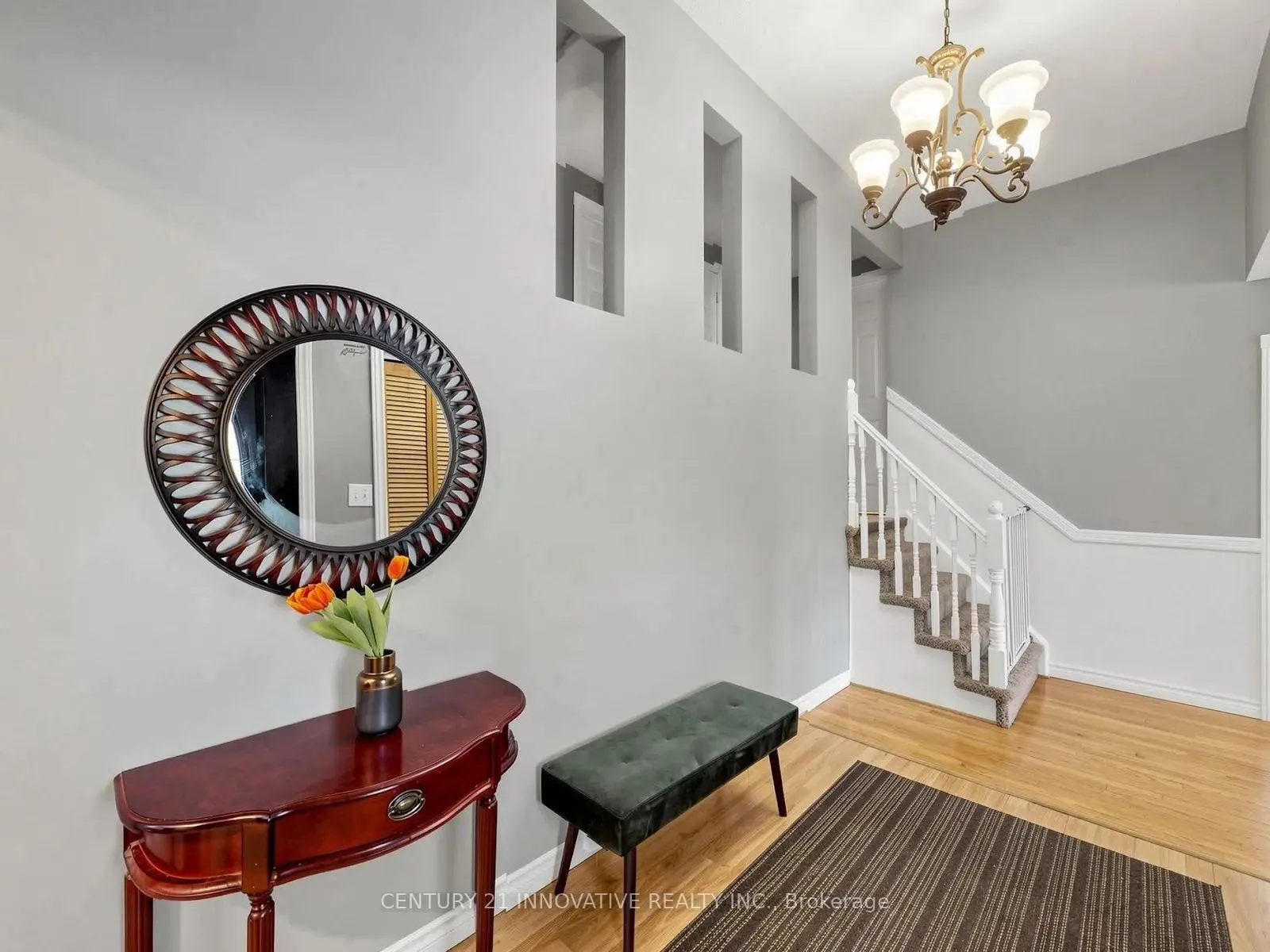 Photo 6 of 36 Deerpark Crescent, Clarington, Bowmanville — HOMEH