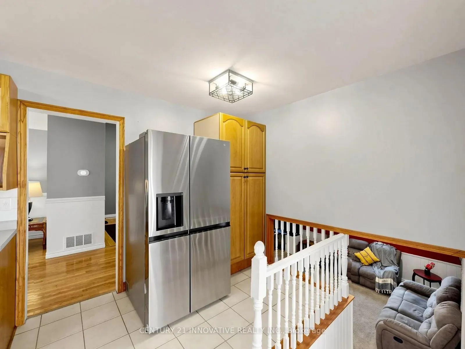 Photo 15 of 36 Deerpark Crescent, Clarington, Bowmanville — HOMEH