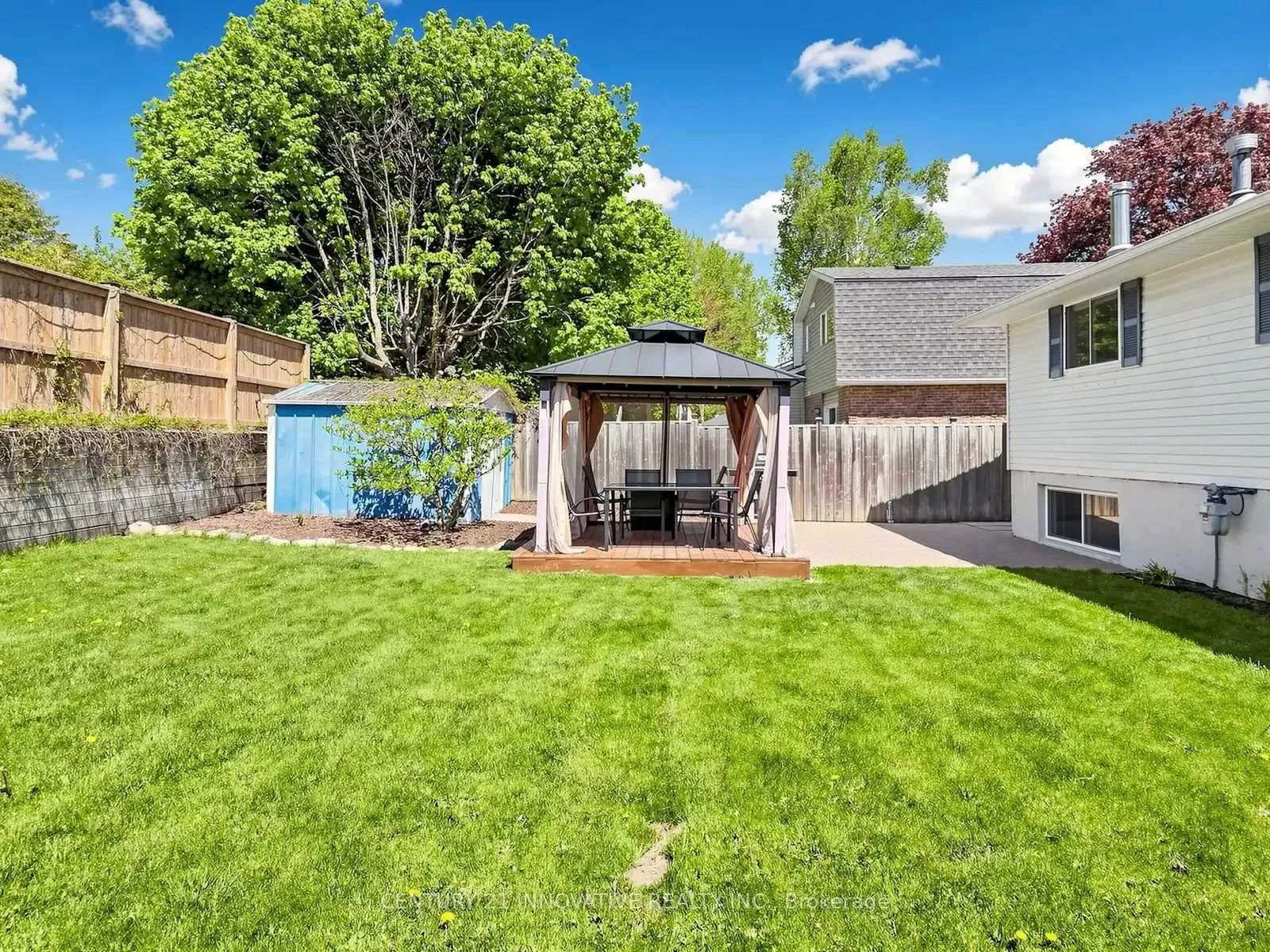 Photo 33 of 36 Deerpark Crescent, Clarington, Bowmanville — HOMEH