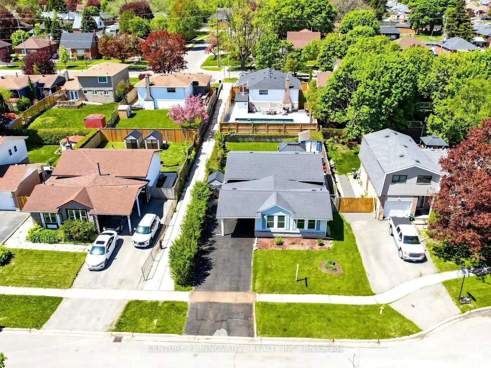 Photo 38 of 36 Deerpark Crescent, Clarington, Bowmanville — HOMEH
