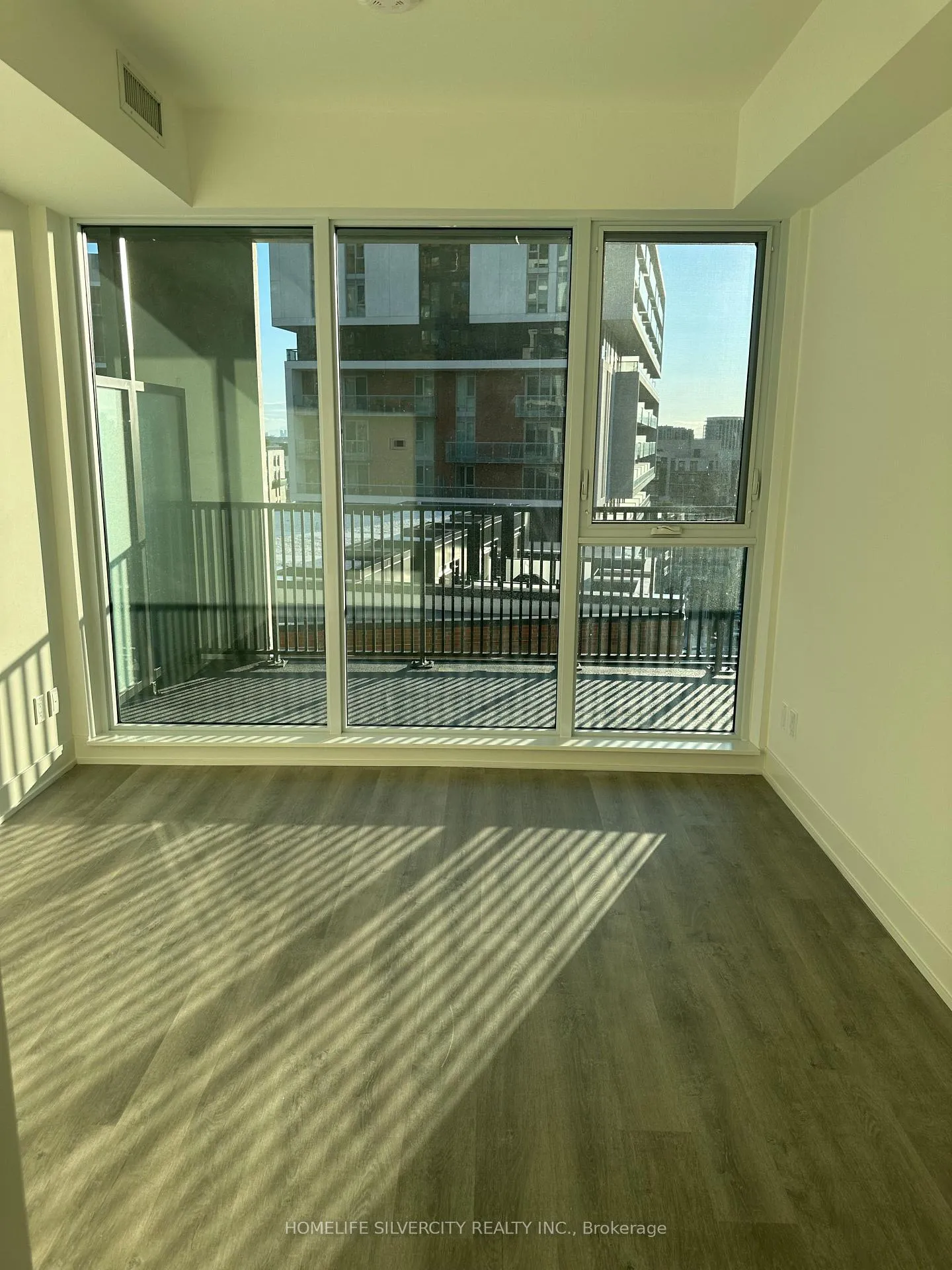 Photo 5 of Unit 915E, 56 Andre de Grasse Street, Markham, Unionville — HOMEH
