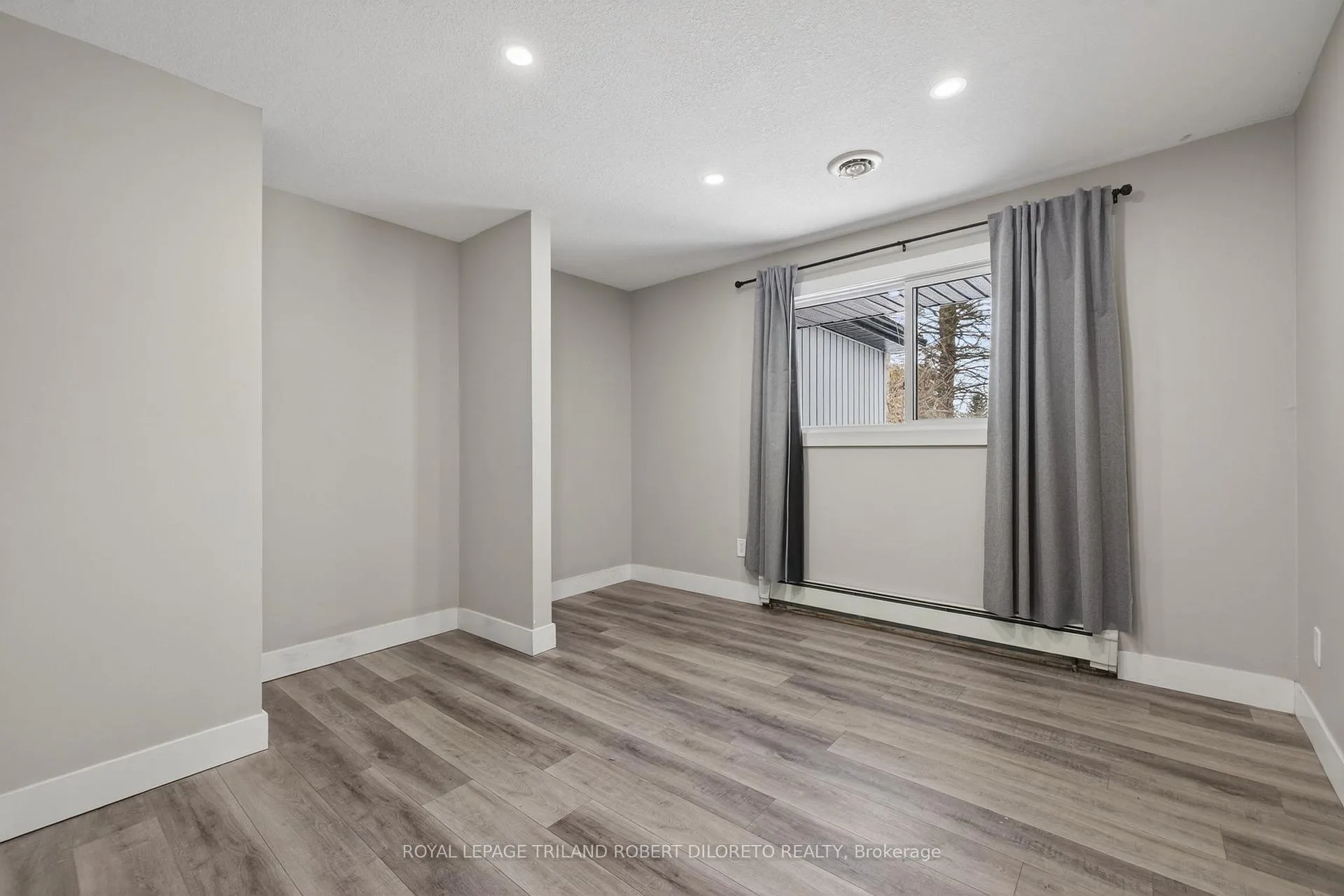 Photo 10 of 9755 Longwoods Road, Middlesex Centre, Rural Middlesex Centre — HOMEH