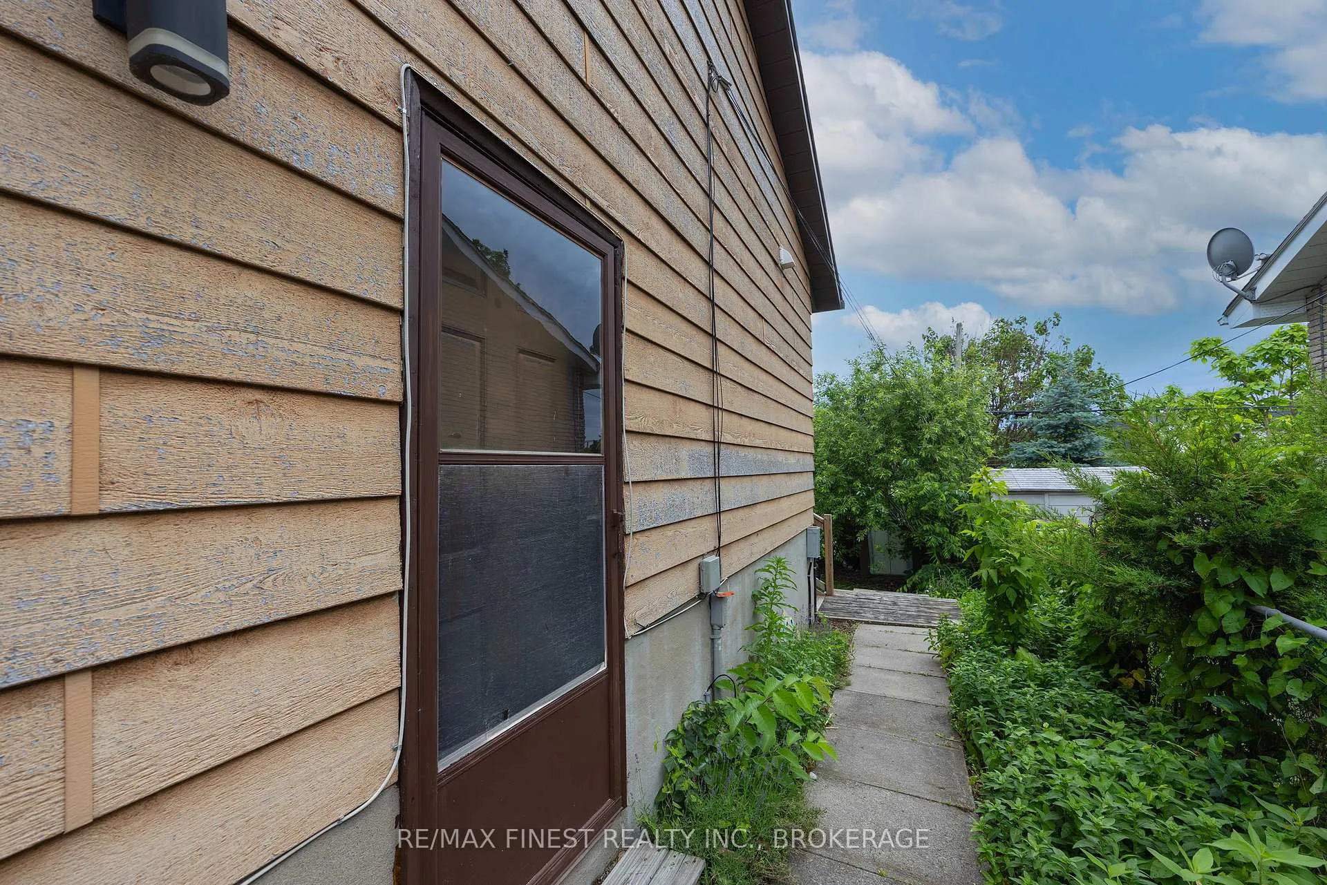 Photo 8 of 114 Joyce Street, Kingston, Rideau — HOMEH