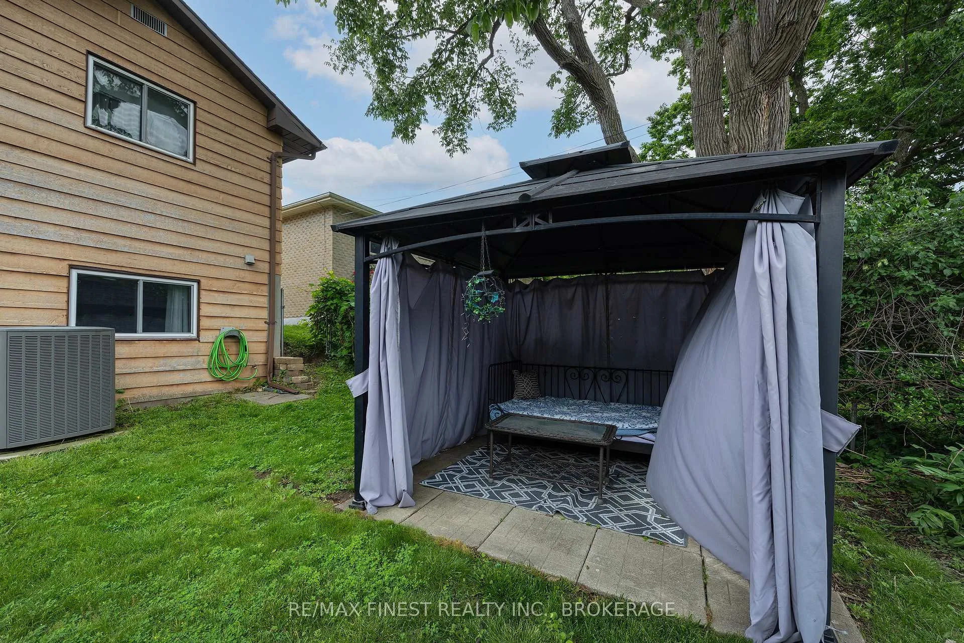 Photo 16 of 114 Joyce Street, Kingston, Rideau — HOMEH