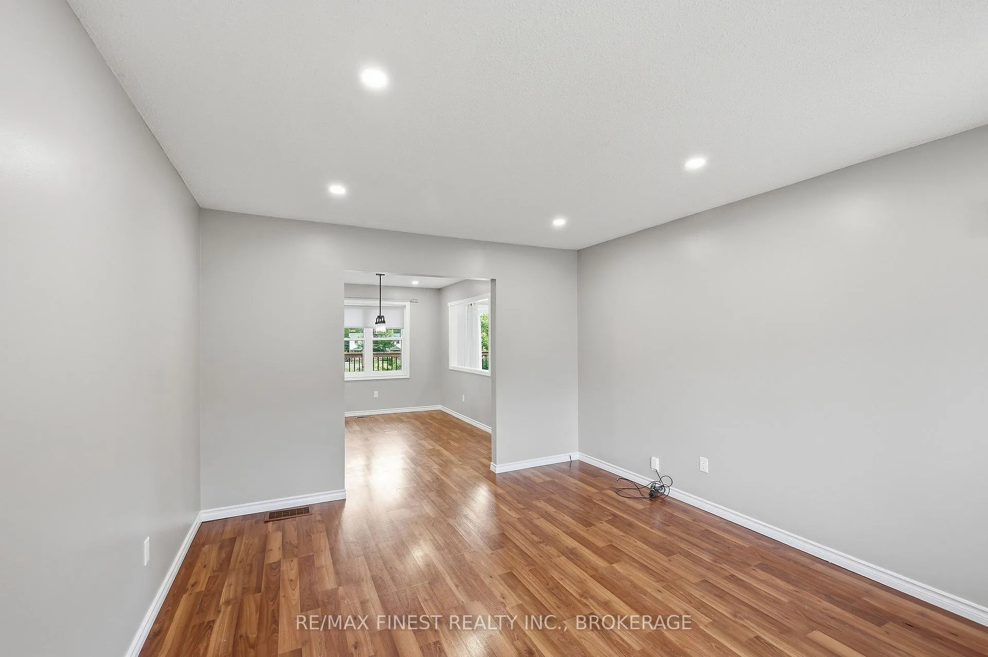 Photo 17 of 114 Joyce Street, Kingston, Rideau — HOMEH