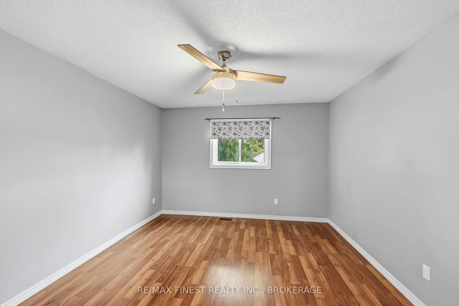 Photo 24 of 114 Joyce Street, Kingston, Rideau — HOMEH