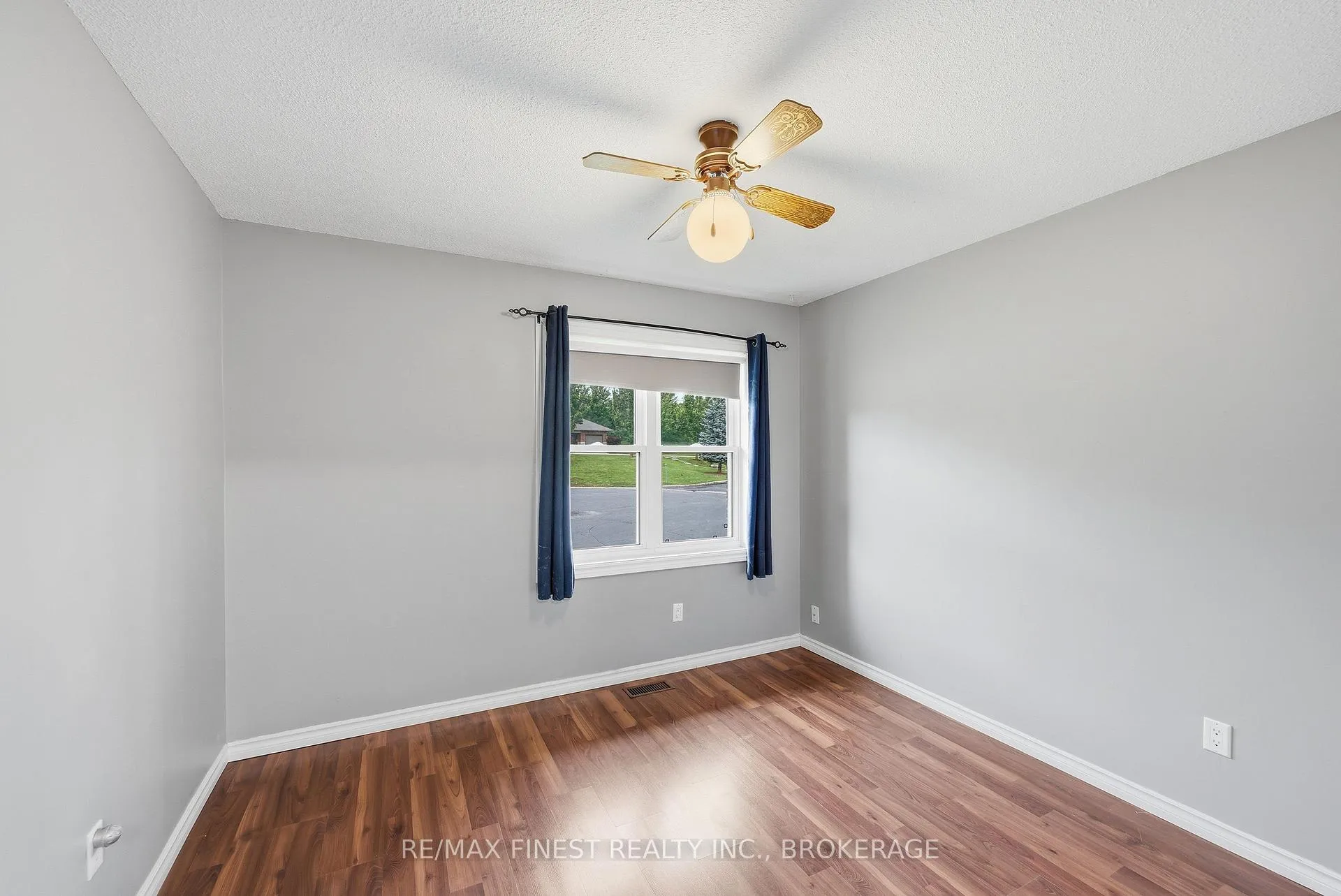 Photo 26 of 114 Joyce Street, Kingston, Rideau — HOMEH