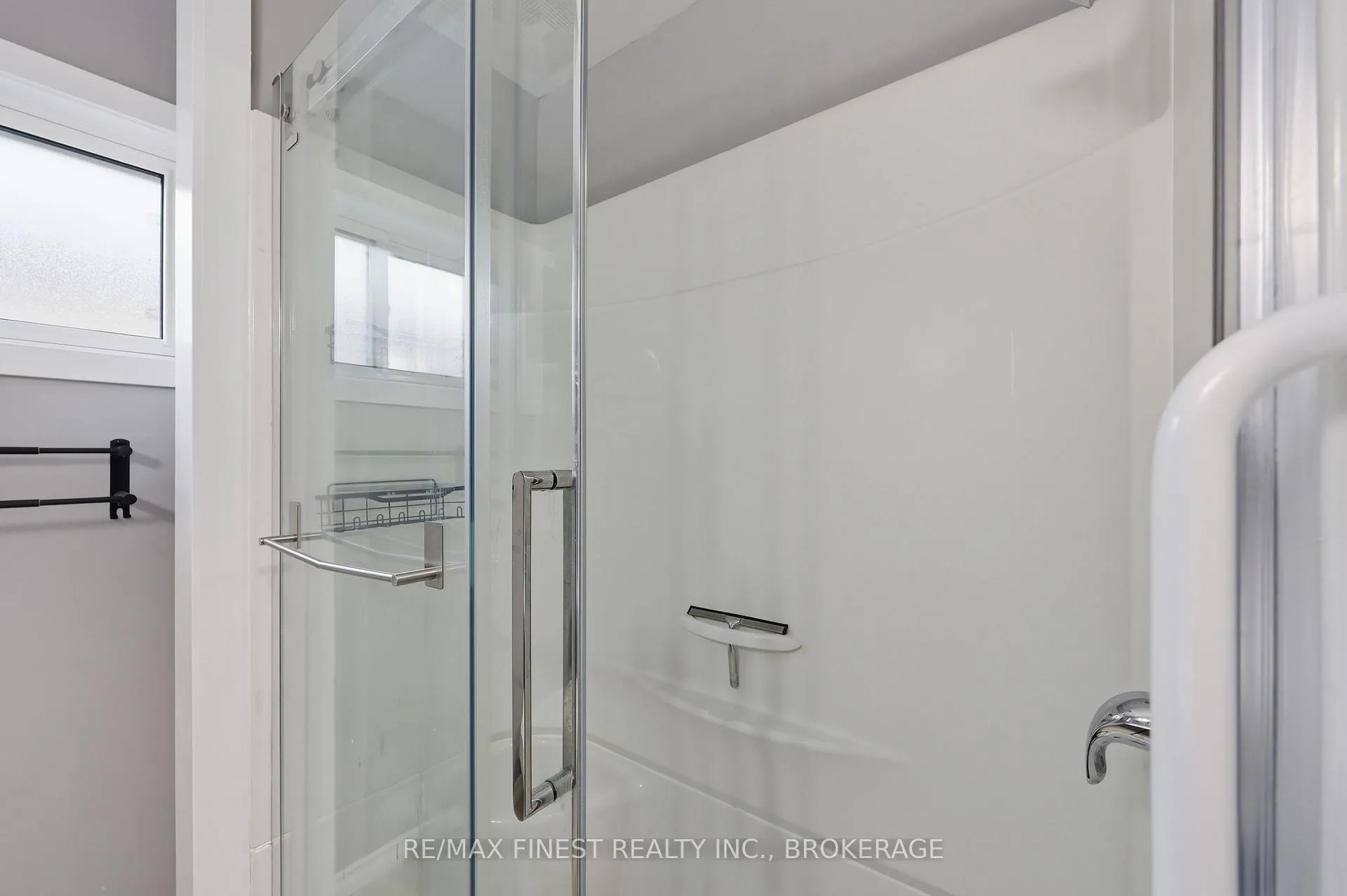 Photo 29 of 114 Joyce Street, Kingston, Rideau — HOMEH