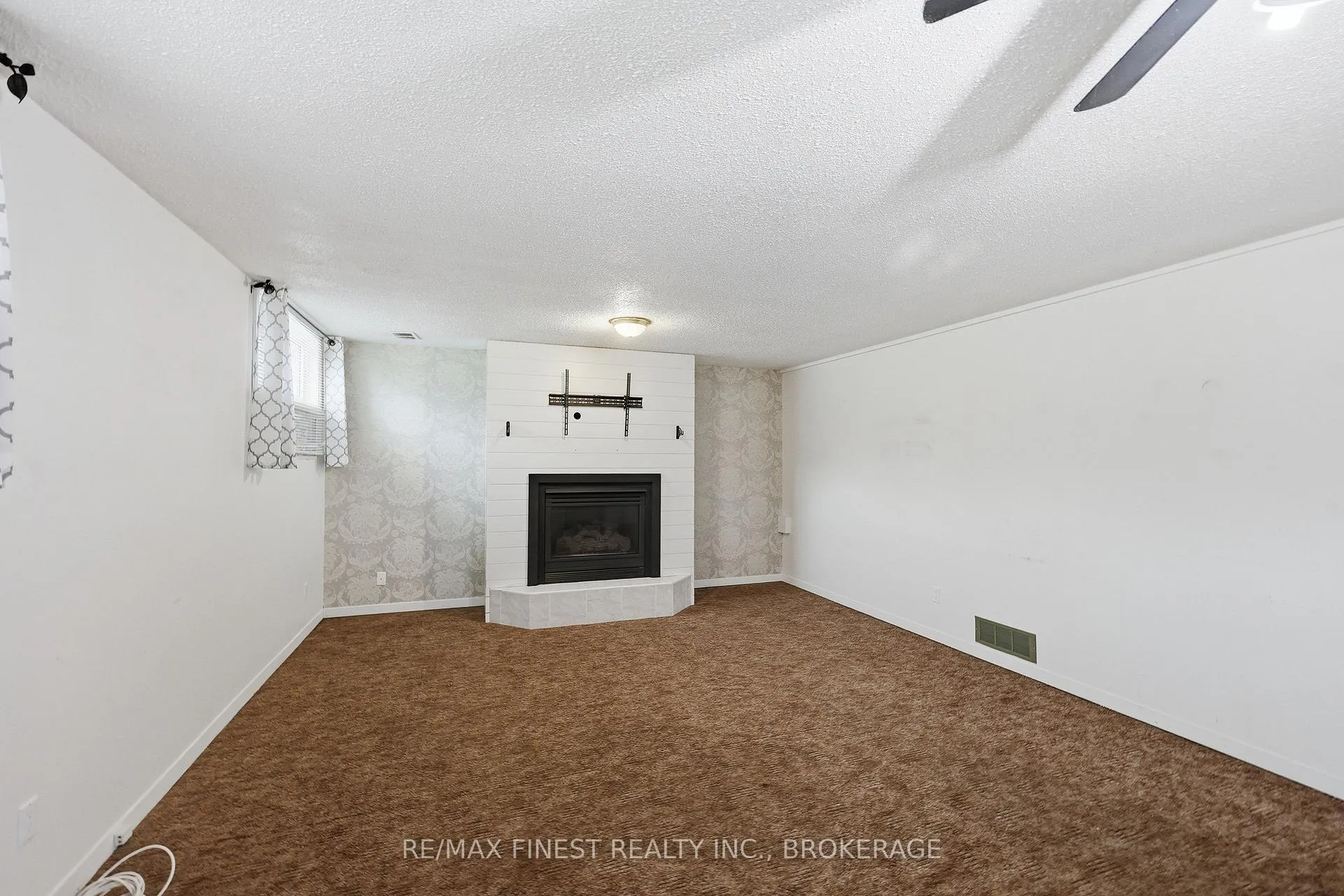 Photo 33 of 114 Joyce Street, Kingston, Rideau — HOMEH