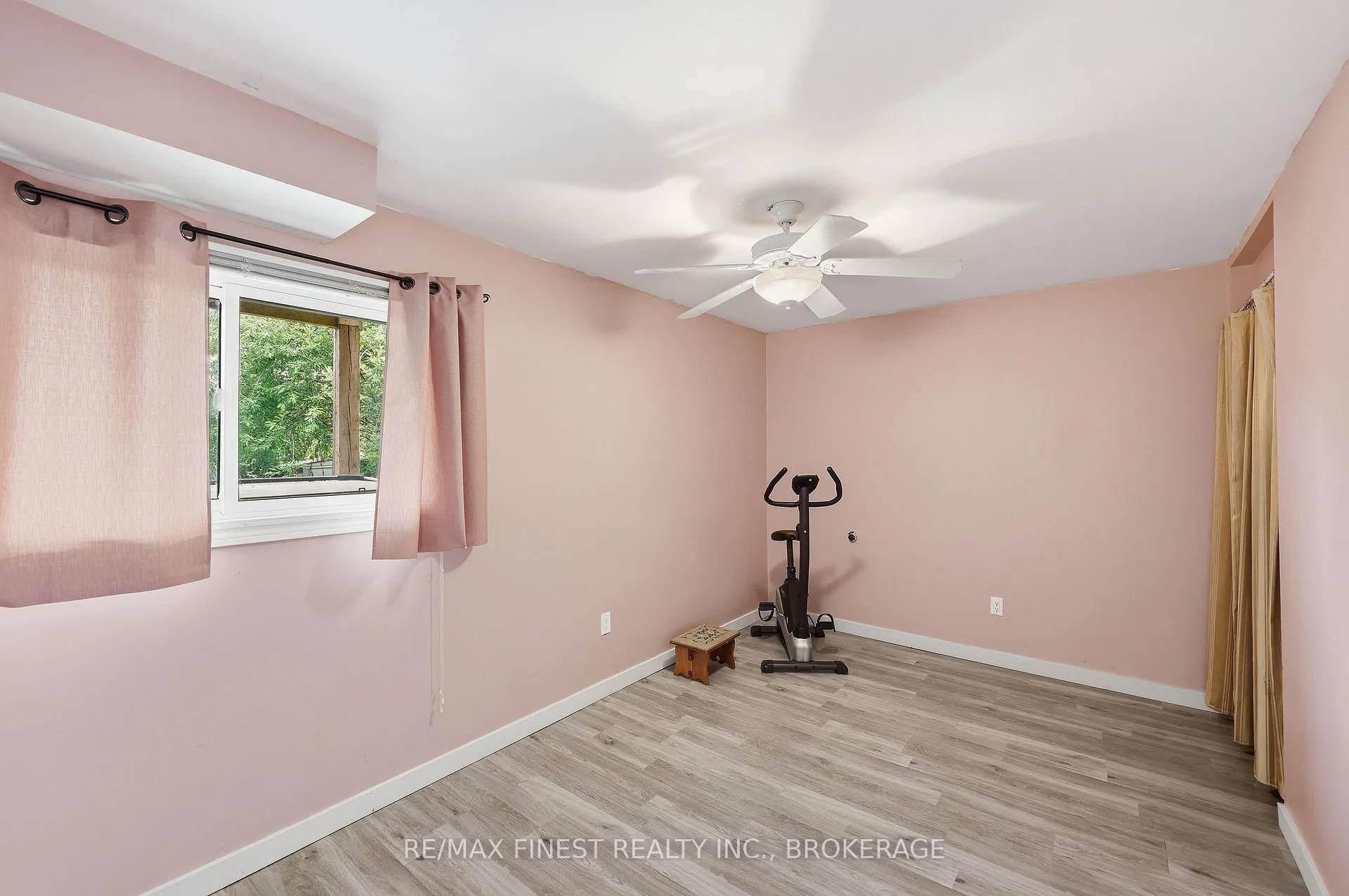 Photo 37 of 114 Joyce Street, Kingston, Rideau — HOMEH