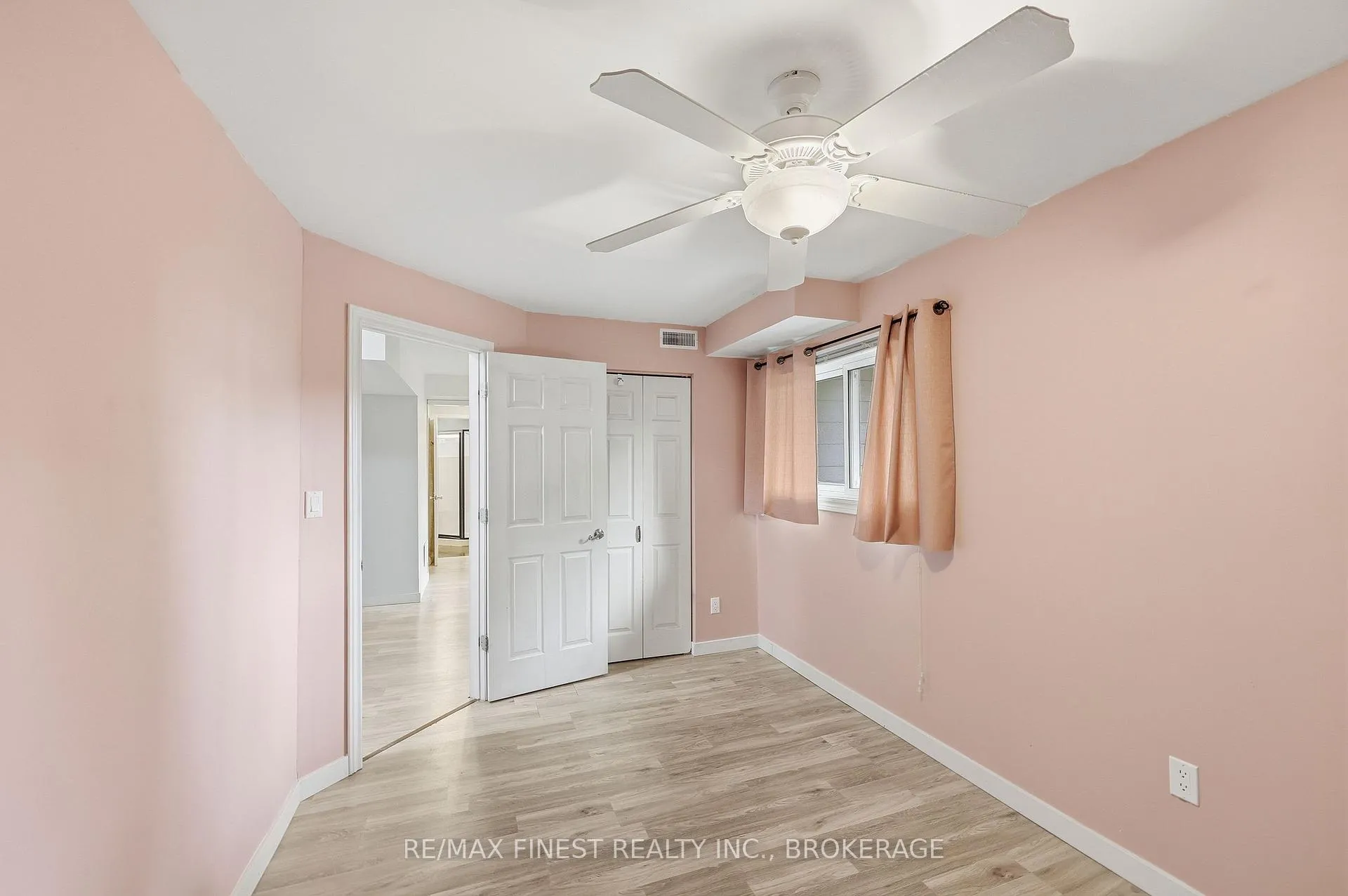 Photo 38 of 114 Joyce Street, Kingston, Rideau — HOMEH