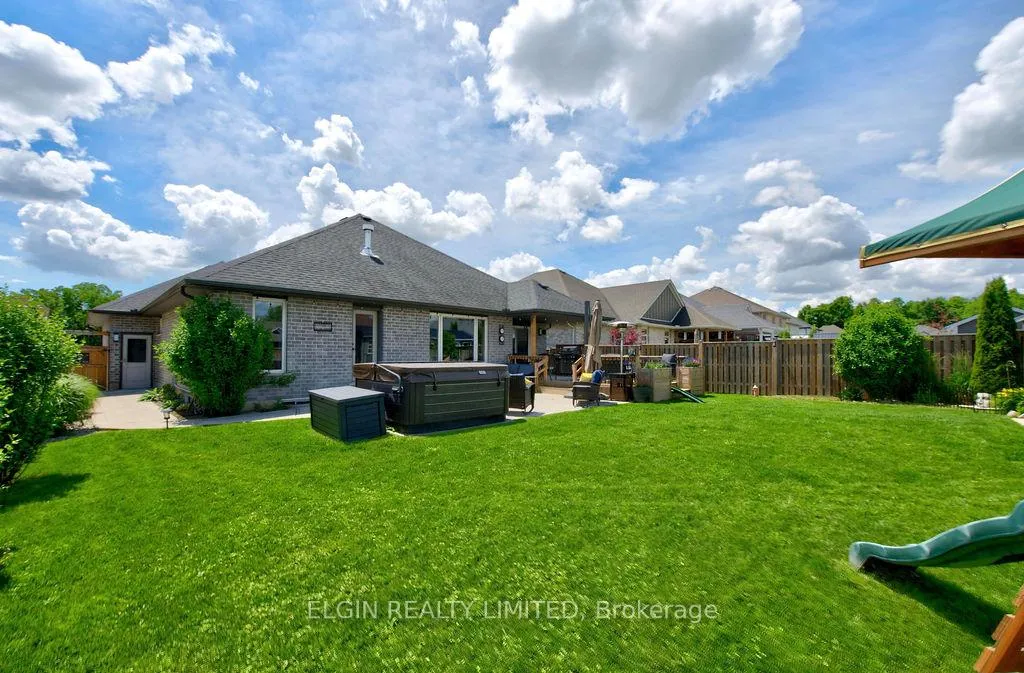 Photo 37 of 40 Glengariff Drive, Southwold, Talbotville — HOMEH